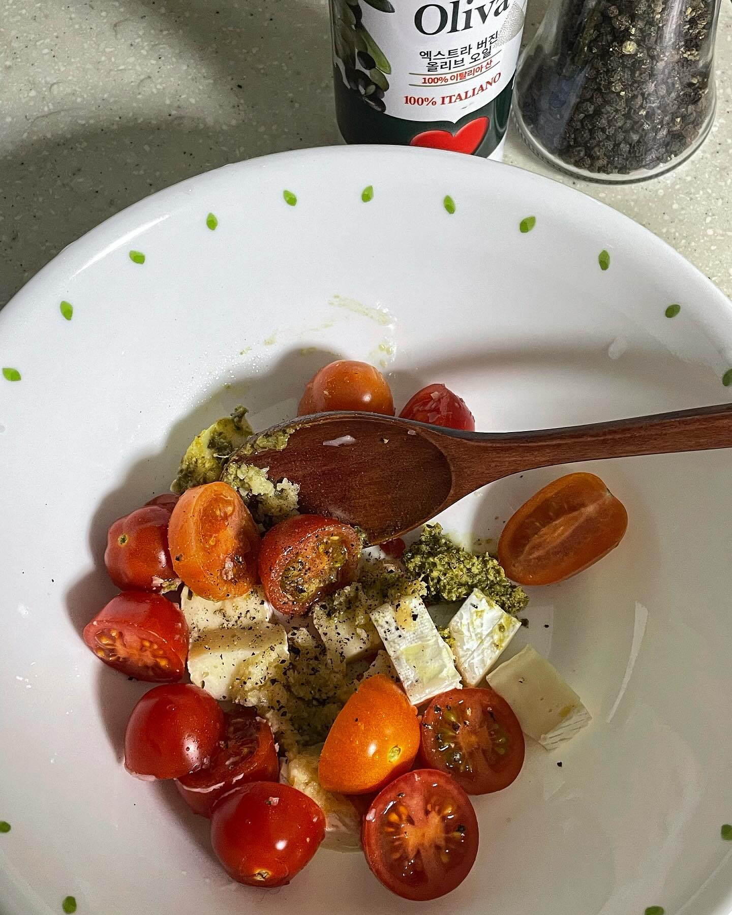 즈와하는 즈합🍅❤️