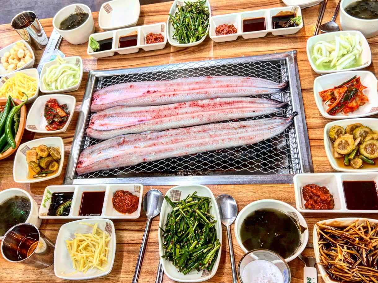 #휴일 #❤️ 

#저녁 #저녁메뉴 #😁 

#장어 #장어구이 

#팔당 

#맛스타그램 #맛집스타그램 #맛집탐방 
#먹방 #먹스타 #먹방스타그램 #먹스타맞팔 
#맞팔 #맞팔환영 #맞팔해요 

#팔로우 #팔로우미 #팔로미 

#food #foodie #foodstagram #foodgasm 
#instagram #instagood #instadaily 

#좋아요반사 #좋아요