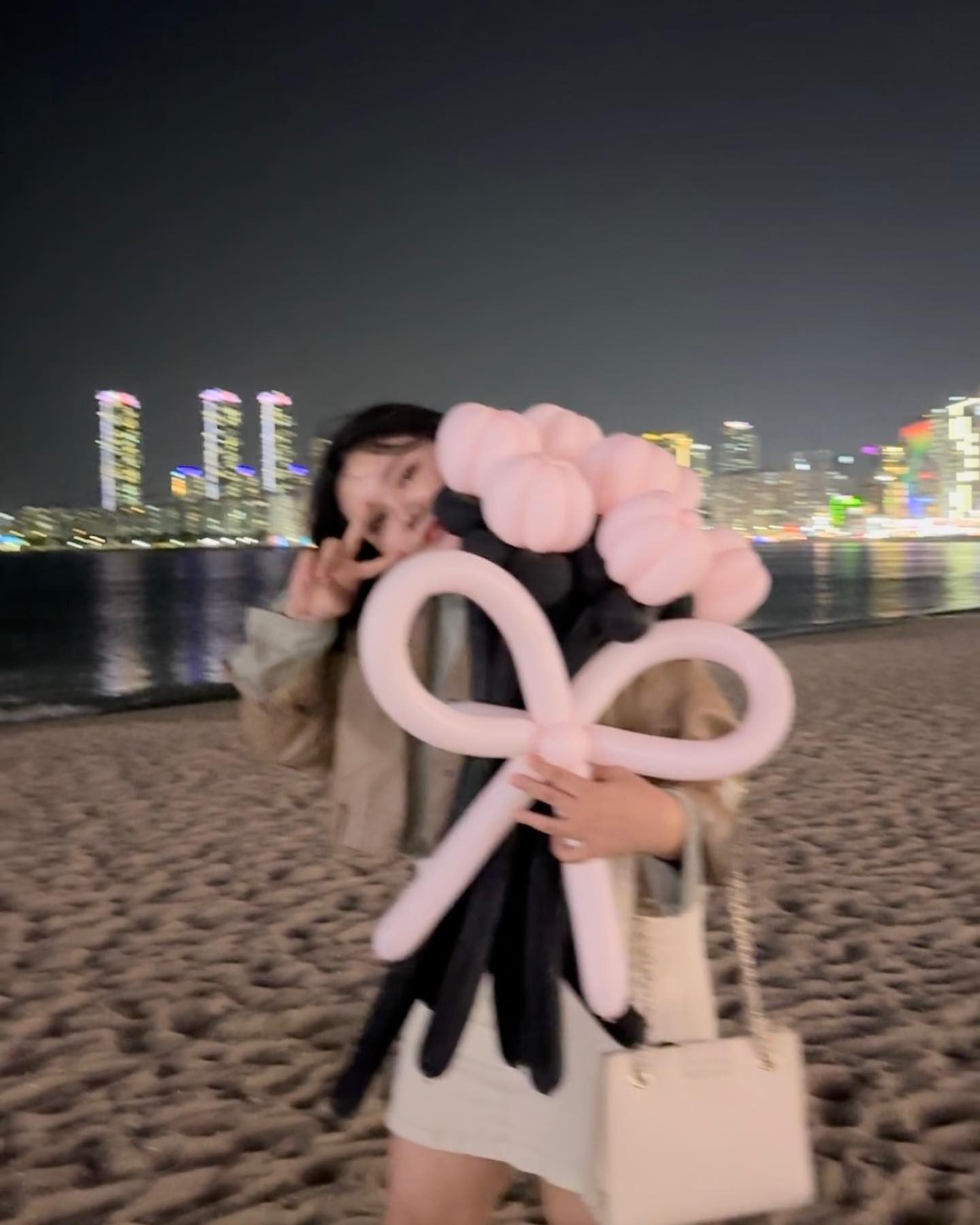나랑 부산 갈쨔럄🫢

풍선 짱예뿌ㅜㅜ happyzzi_day