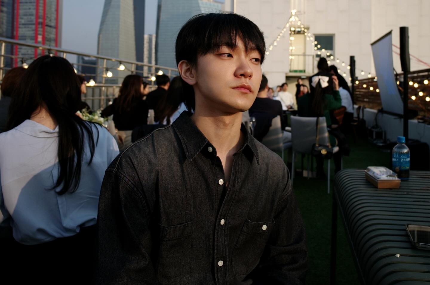 ‘그날의 분위기’ 에서 주최한 인상주의 렉처콘서트에 다녀왔어요 🌿

김은비 도슨트님의 강연과 연주자분들의 아름다운 공연으로 힐링 가득이었던 시간이었습니다. 분위기에 취하고 싶은 분들은 모두 여기로 moodofthe_official 😋