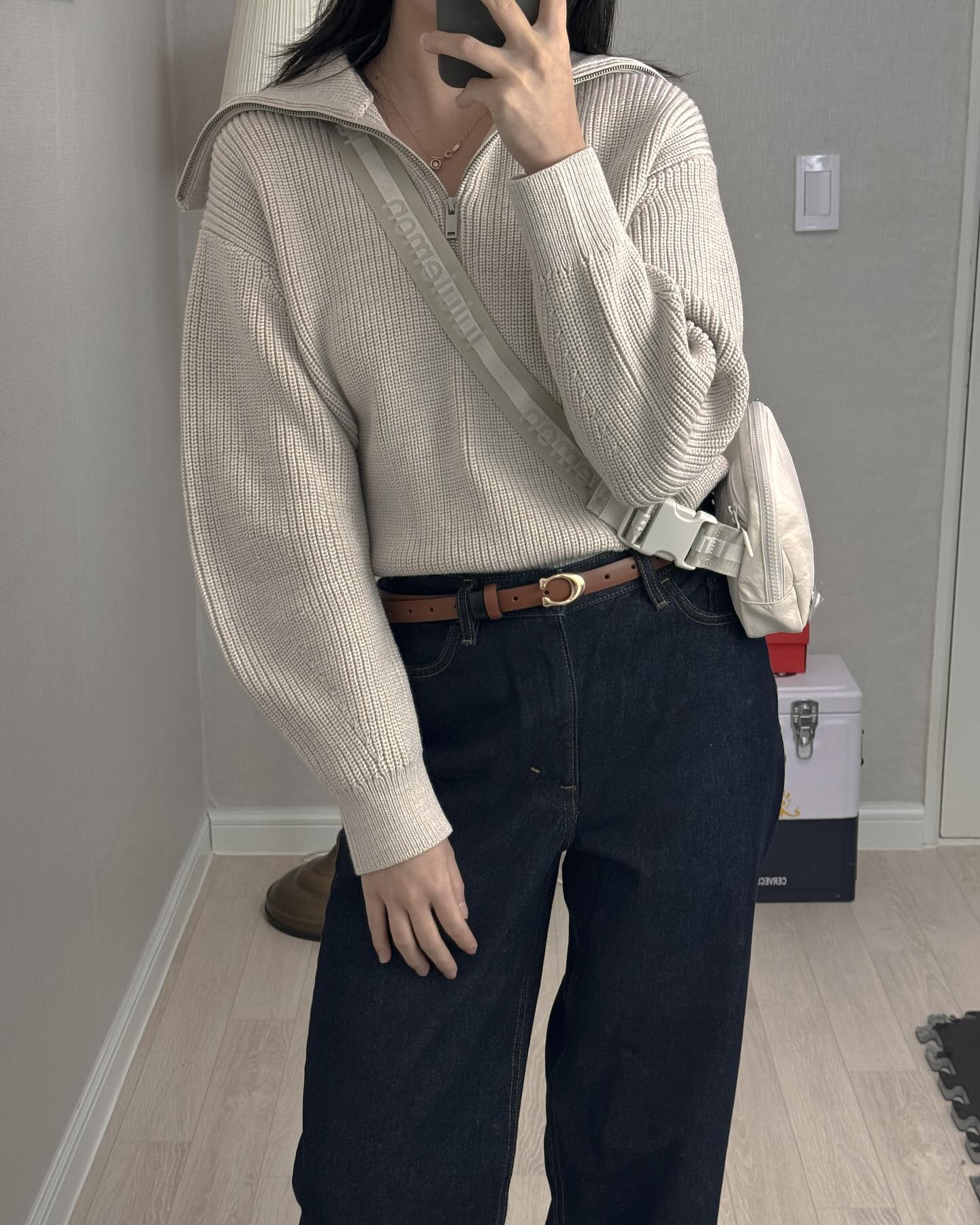 올만에 생지 입어봤지렁🫧🩵
심플이즈더베스트 아니겠나요