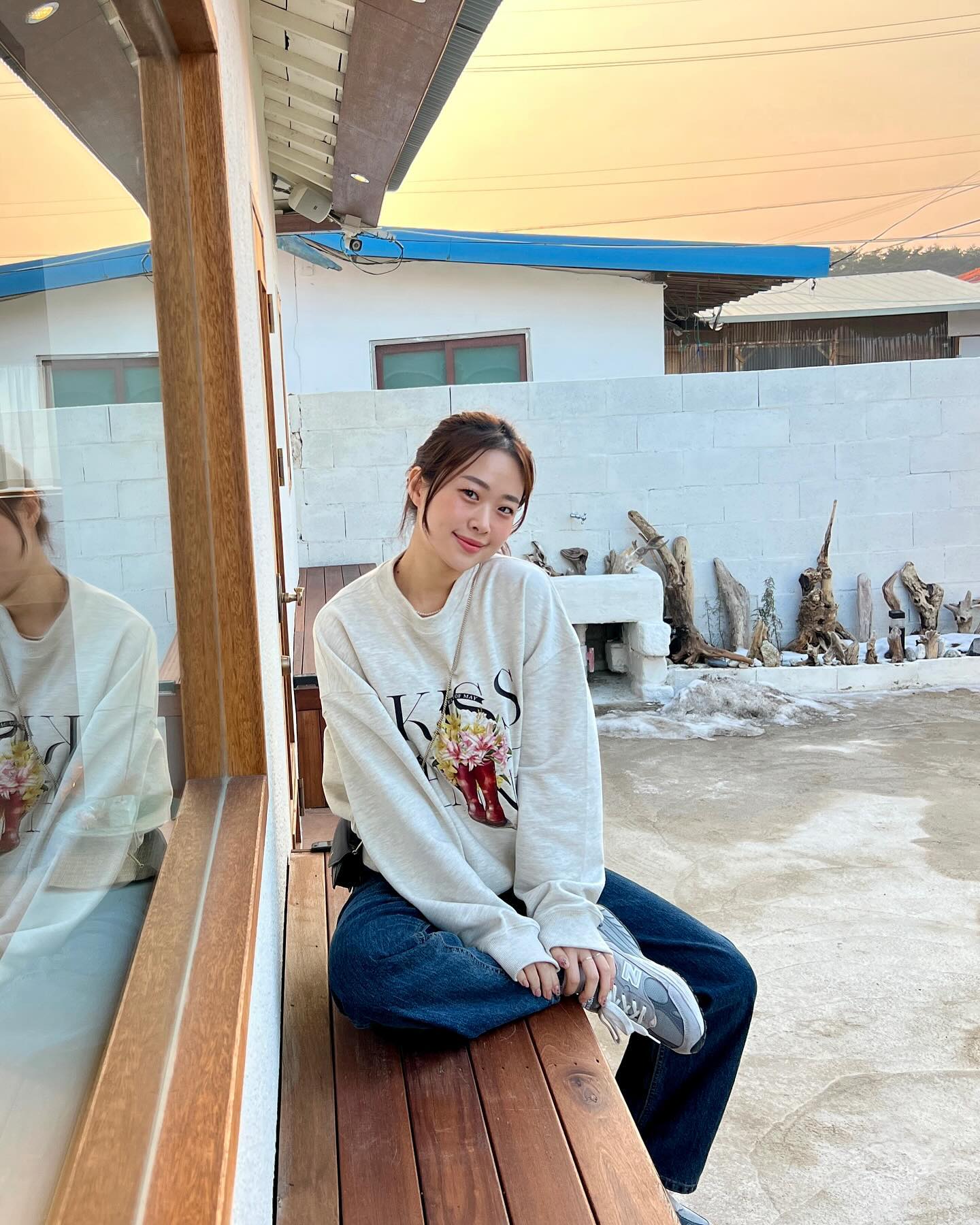 핫플이 되어버린 할무니네 동네.💞
요기는 명절마다 방앗간 예정이예요
왜냐면 소금빵이 너무너무너무 맛있거든요🫢
  
#고성 #고성무끼