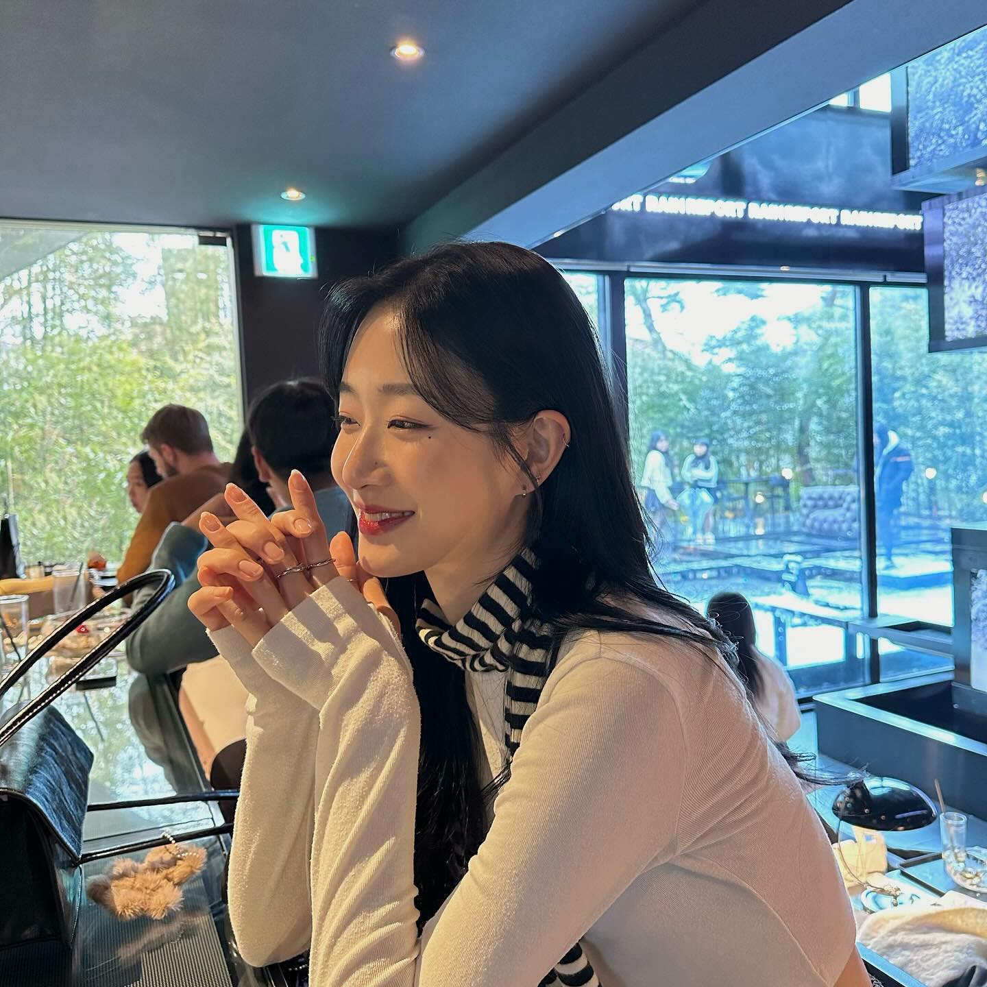 비오는데 눈이 오는 경리단길 반가워🩶