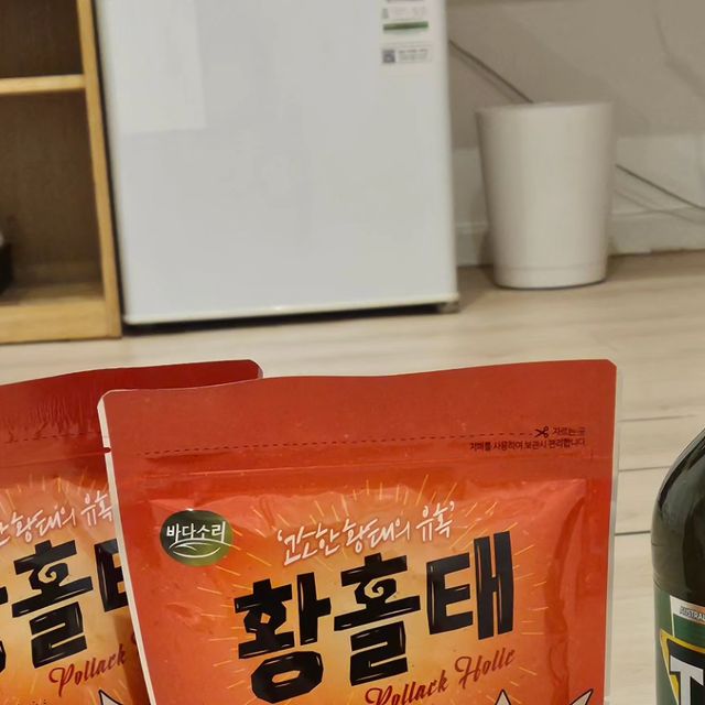 김지희 on Instagram: "#광고 오랫만에 속초여행에 동행한 황홀태!! 늦은시간 숙소도착해서 짐풀고 간단히 맥주안주로 굿👍👍 바삭하고 씹을수록 고소한맛에 가다랑어간장소스와 마요네즈까