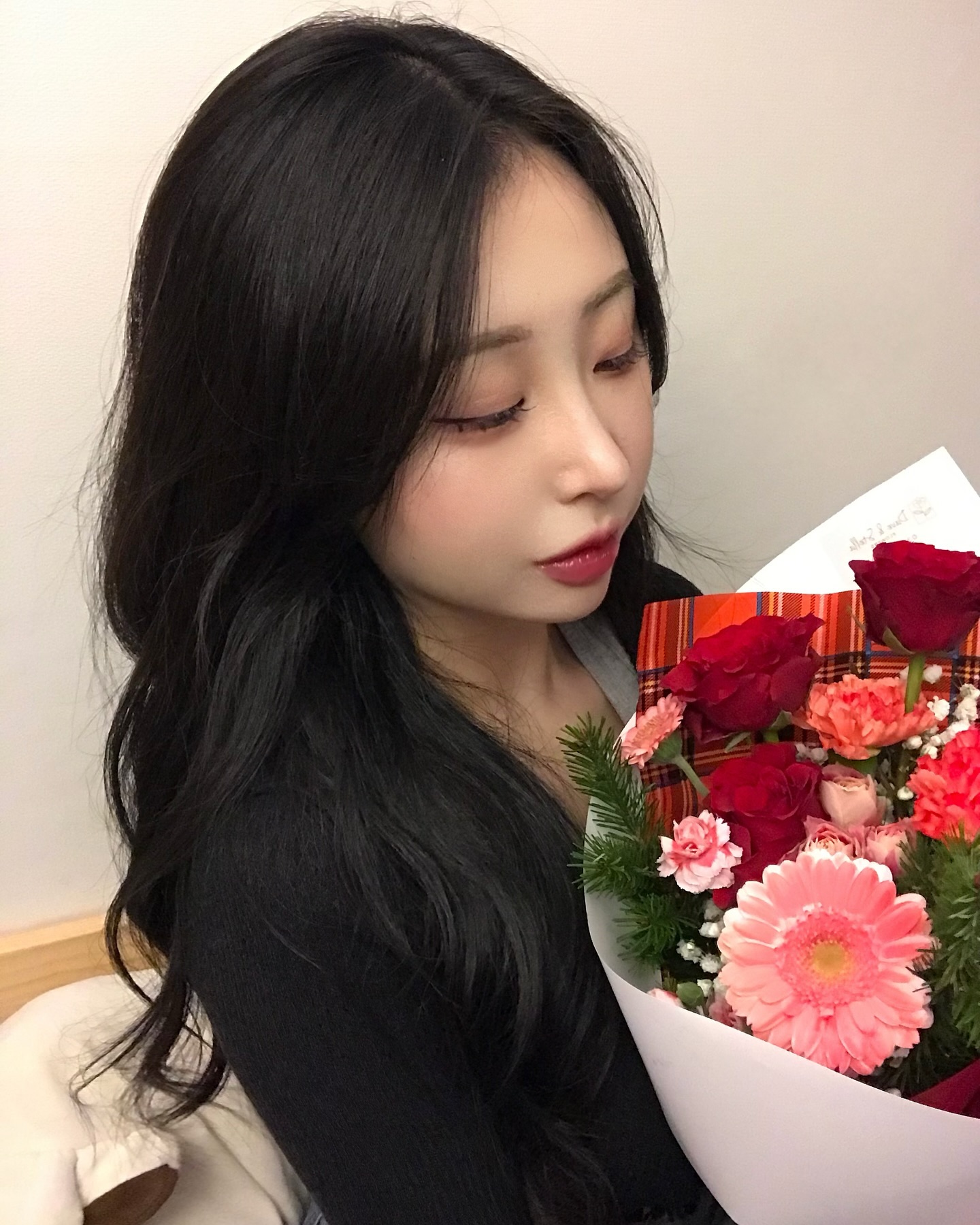 크리스마스를 받았다 🙊🖤
다들 해피 메리크리스마스에요 🎄🎅🏻❤