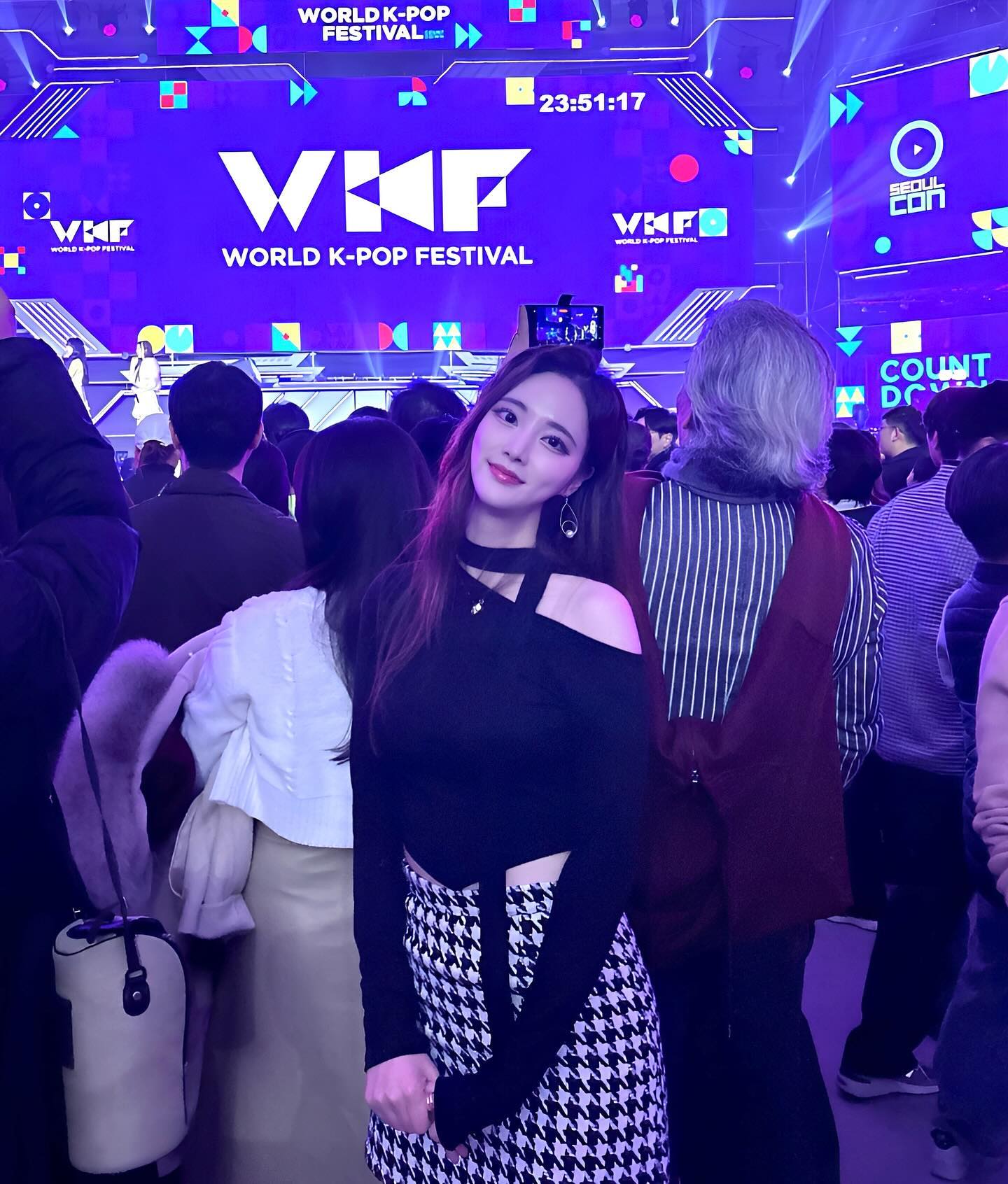 사랑하는 언니들이랑 즐겁게 시작한 2024💕
2024년은 내껄로 만들겠어~~❗️❗️
.
.
.
.
.
.
.
#디디피 #ddp #동대문 #페스티벌 #뮤직페스티벌 #kpop #월드케이팝페스티벌 #초대 #2024 #콘서트 #박재범 #festival #모델구인 #모델지원 #헤어모델 #피팅모델 #미스코리아 #미인대회 #미스그린코리아 #승준생 #예승이 #아준생 #아나운서 #기상캐스터 #daily #오오티디 #ootd #일상 #대학생 #대학생패션