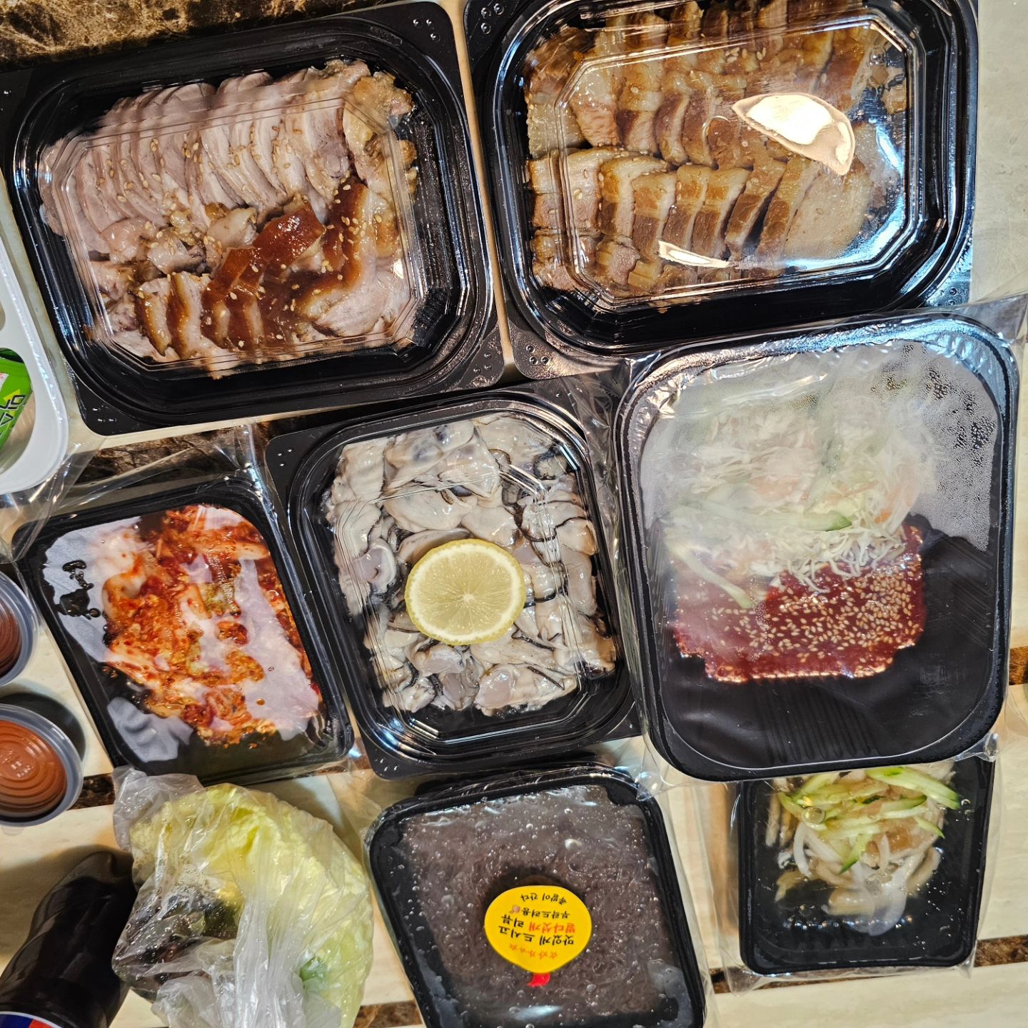 #내인생마지막생굴
#맛있게먹을땐좋았는데
#이틀뒤난리남
#다시는생굴먹지않으리
#1월1일부터장염
#새해액땜 
#올한해좋은일만가득하길🙏 
#2024