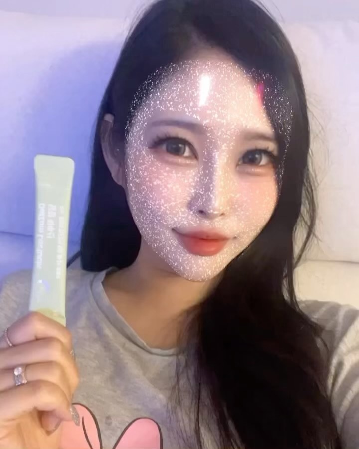 #광고 #협찬

락투신 이란?
상추의 잎과 줄기에는 유백색 액체가 있는데, 이걸 락투신이라고해요.
상추먹으면 졸리다 ~ 다들 들어보셨죠?
바로 이게 수면유도 진정효과 신경안정에 도움이 되는 항스트레스 성분으로 알려져 있다고 합니다👍🏻

달잠락투신을 만든 하루약방브랜드는 약사.한의사 연구진이 만든 웰니스 브랜드로 중독성이나 부작용 걱정이 없는 천연 주원료로 만든 수면 유도식품인 달잠락투신을 개발하였답니다

달잠락투신은 천연성분을 주 원료로 총70회가 넘는 샘플링을 통해 최적의 배합을 완성해 만든 작품!!

섭취방법은 1일 1회 1포!
취침 전 30분에서 한시건 전에 충분한 물과 함께 섭취해주면 된답니다💕

#잠안올때 #잠안홀때호흡 #커피마시고잠안올때 #잠잘자는법 #잠잘오는음식 #잠이안와요 #졸린데잠이안와요 #피곤한데잠이안와요 #잠잘오는법 #수면시간 #적정수면시간 #권장수면시간