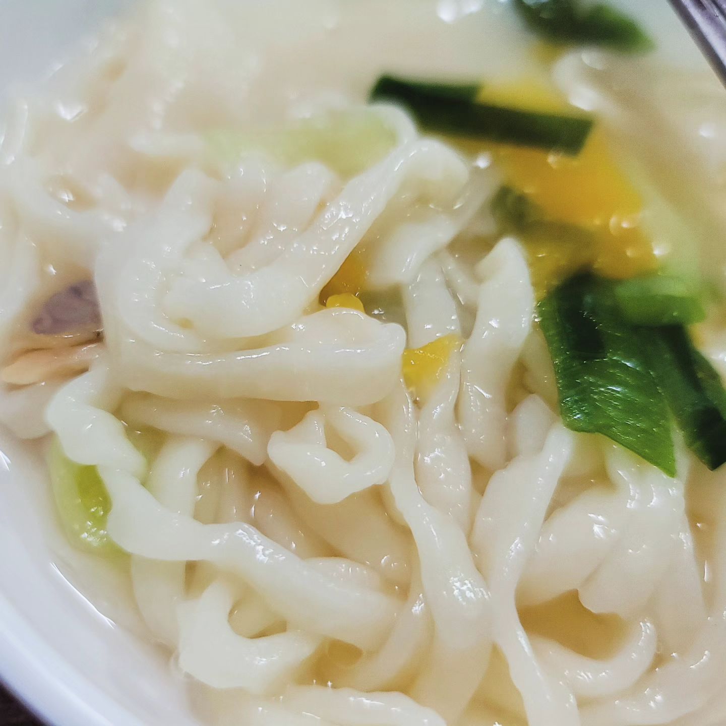 추운날에는 뜨끈한 #해물칼제비
#암하해물칼국수
#진전면맛집