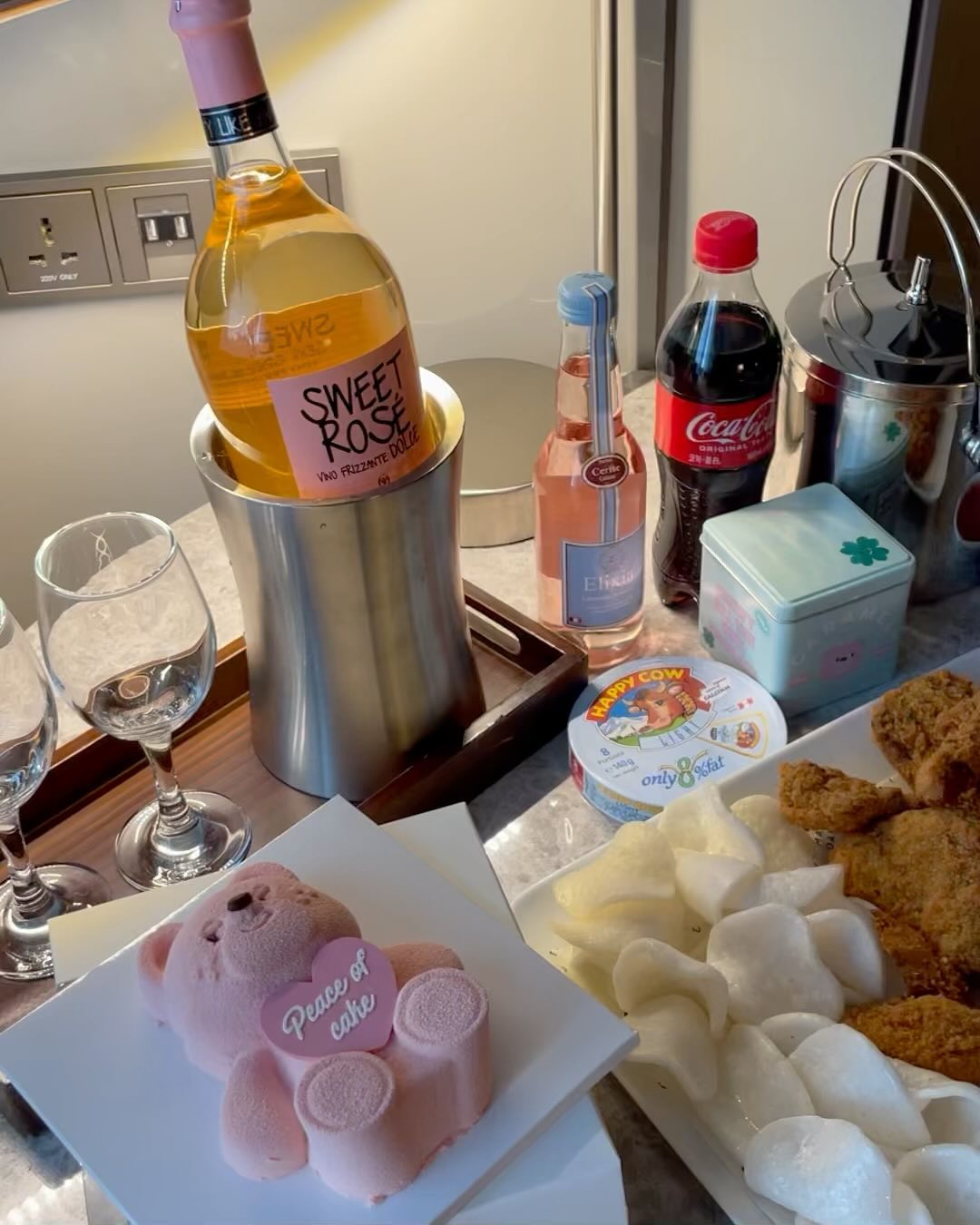 🧸💗🥂