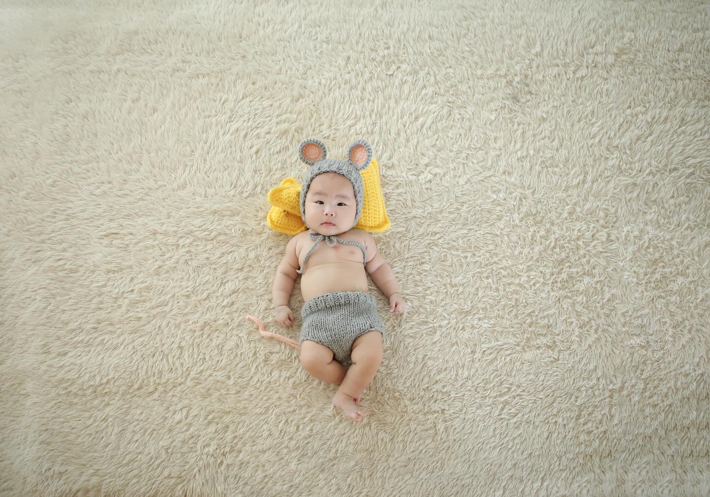 찍찍이에요~ 또 울고있어요🐭🧀