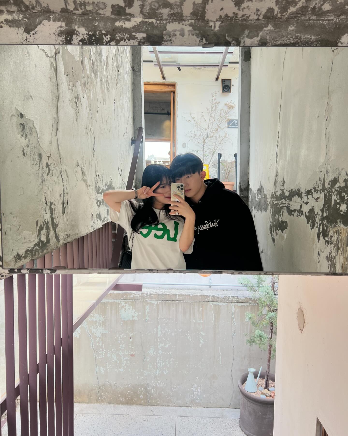팔목 냅다 90도로 꺾어버리기🌷