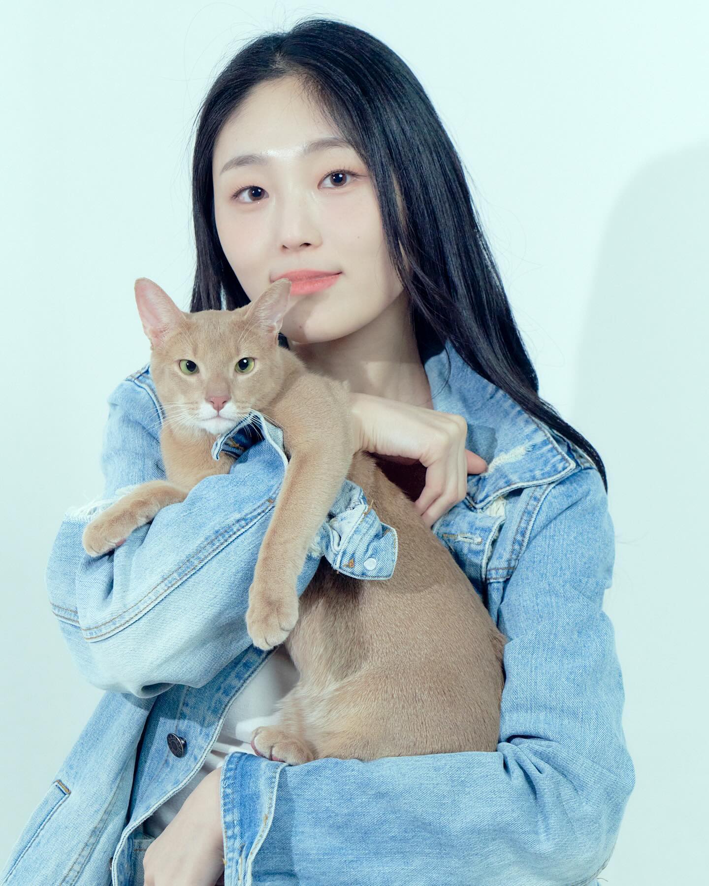 na__.cho 나쵸야 사랑해 🐱🤍🩵
.
.
.
.
📸 42_seodong