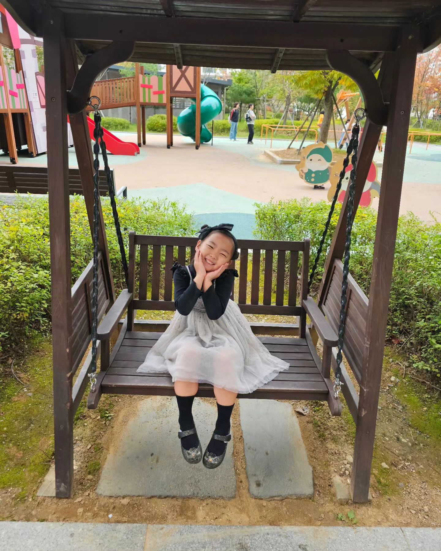 라봉♡
.
.
#하원후#유치원친구들#놀이터는못참지