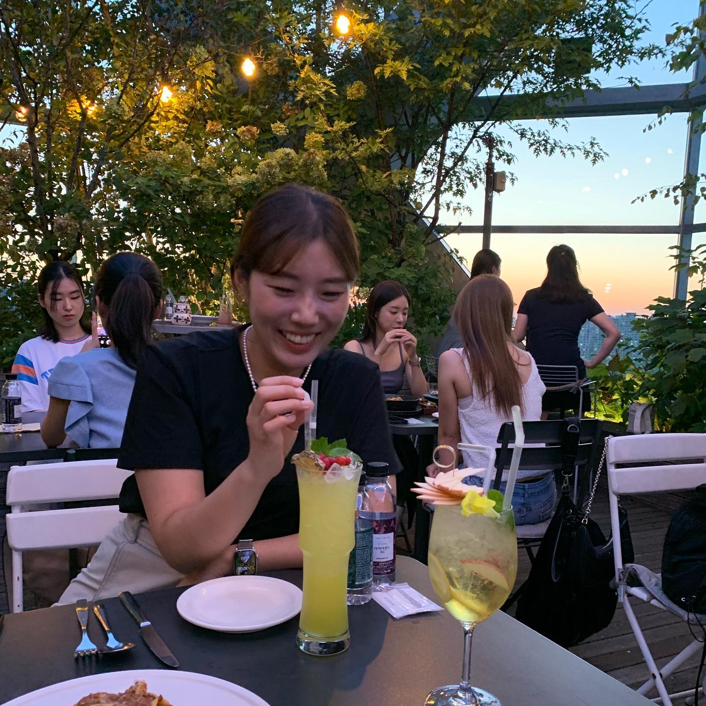 야근 릴레이 속 소소한 생일 찾기!
Happy Birthday to me!!🤍✨
#나핫플좋아하네 #본투비엥뿌삐 #짜릿해