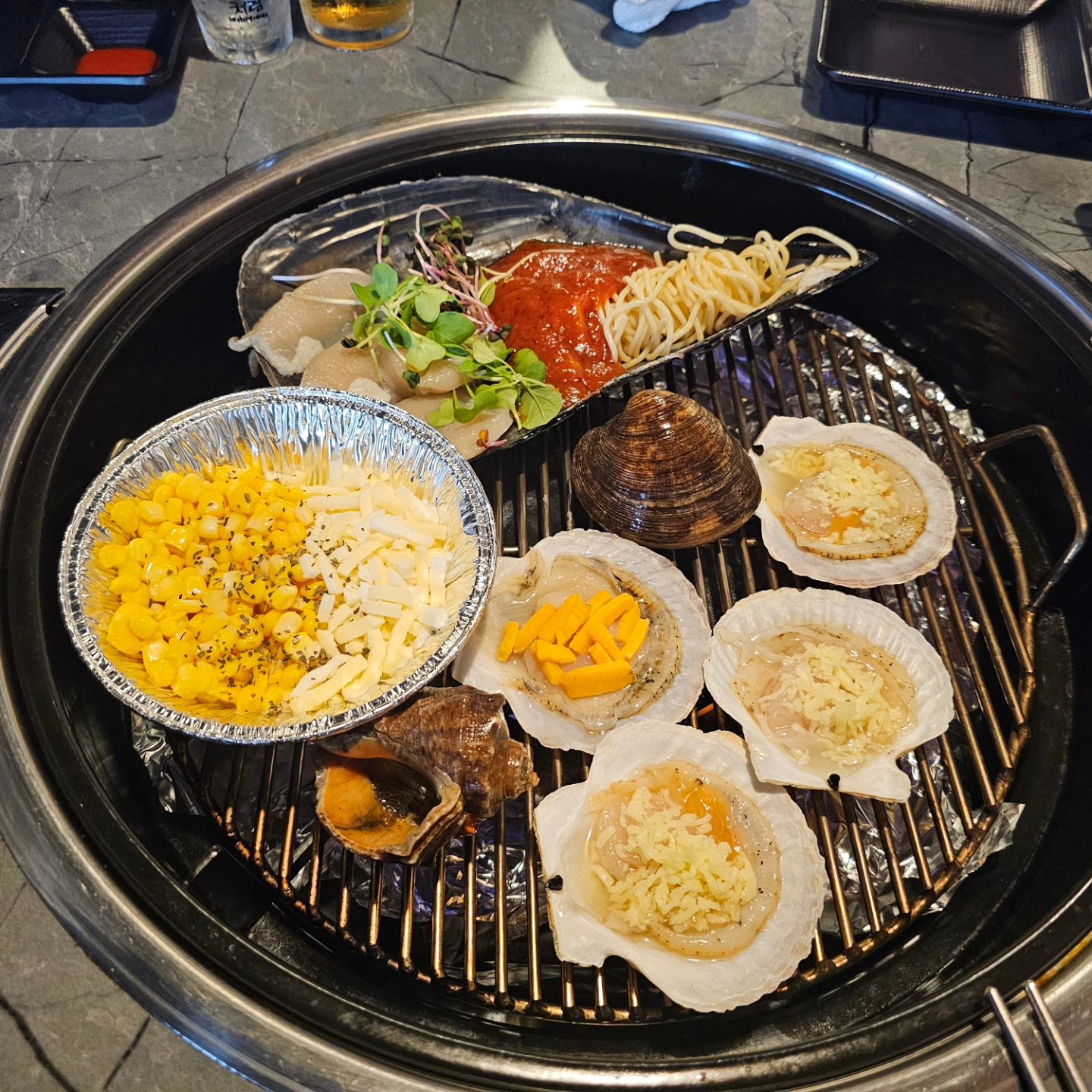 #대청포구#계산동맛집#계산동술집
예쁜 곳에서 조개구이 먹기~

크림치즈플래터도 특이하고 술안주로 굿

개항로맥주,모히토하이볼과 곁들이기 좋은
해감 잘된 신선한 조개+전복+파스타에
백합탕서비스+라면무한
#경인교대맛집#경인교대술집#계산동조개구이