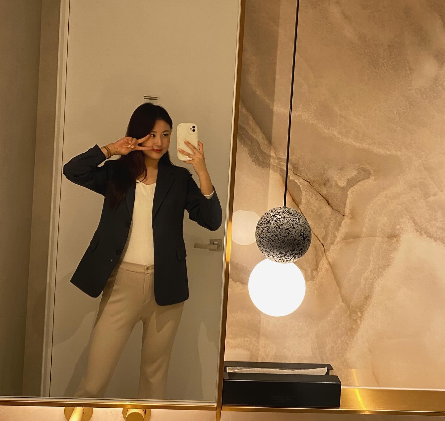 .
희노애락도 락이다 🫨✨
넘치는 3월 ,,, 웃어야지 🫠