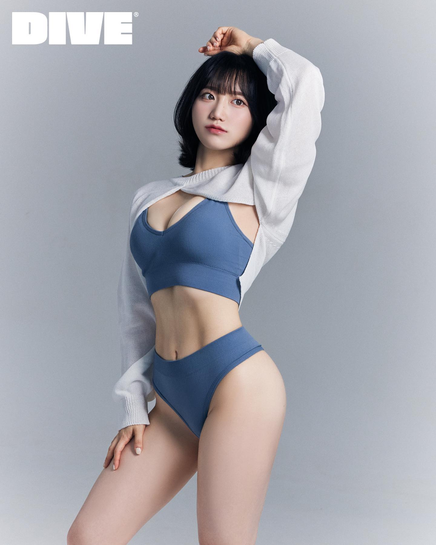 쩰 맘에 드는 사진 🤍💙

studio : studio.dive 
makeup : barabom_jiu 
gym : molly_gym_vol.1