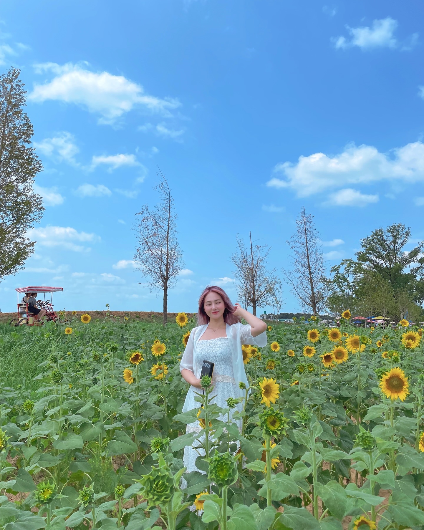 꺄오-! 9월이다!!!!!
올여름은 이상하게 너무 더웠다구..

#9월 #안성팜랜드 #해바라기 #오레오츄러스 존맛탱❣️