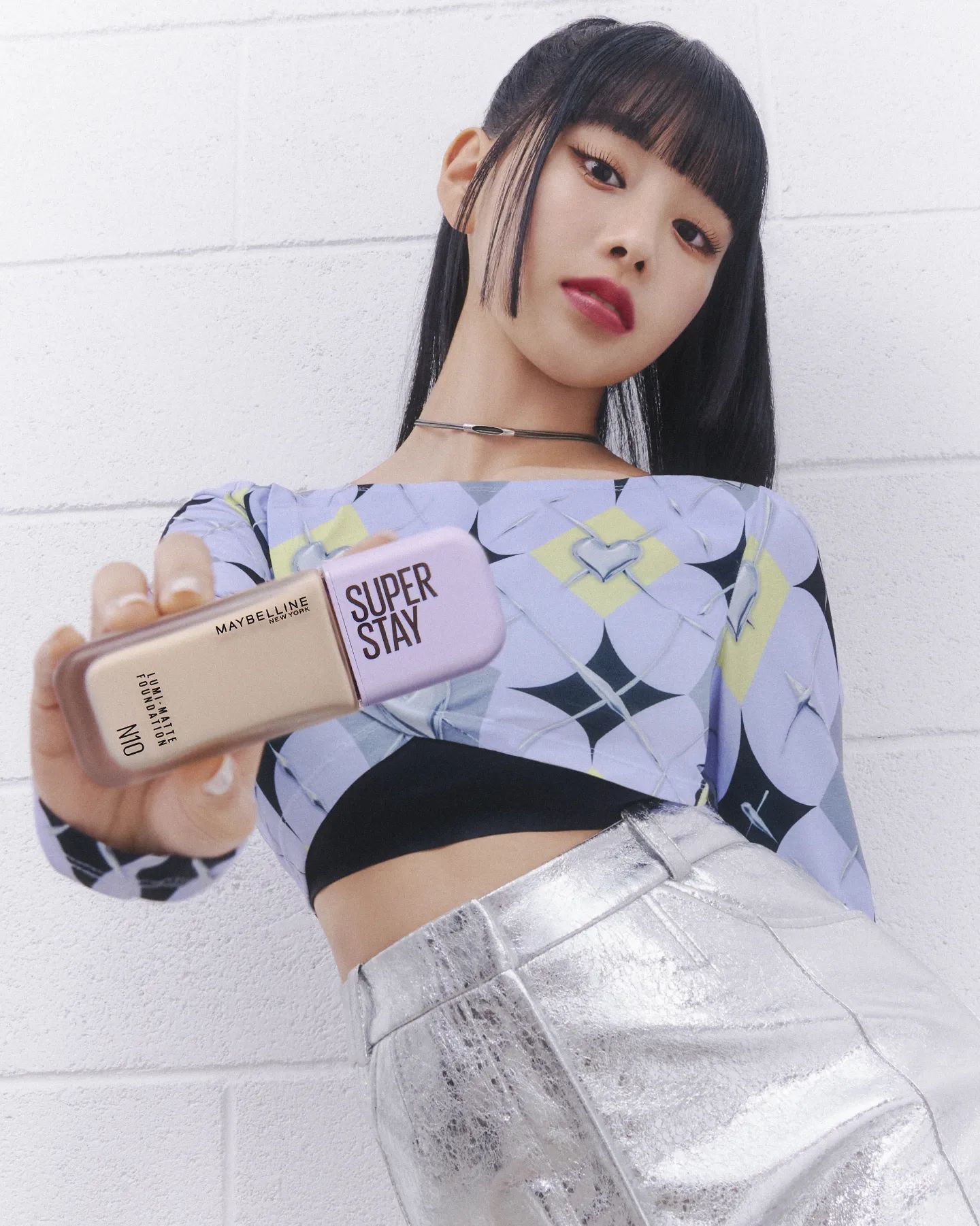 #광고 maybelline 

#슈퍼스테이루미매트파운데이션 #메이블린뉴욕

지속력과 픽싱력하면 #메이블린뉴욕 이 생각날 정도로 매트 파운데이션을 잘 만드는 메이블린에서 2월19일 오늘! NEW 루미매트 파운데이션이 온라인 선론칭된다는 사실!!

✔️ 시간이 지날수록 돋보이는 진주빛 결광
✔️ 어느 각도에서든 섬세하게브 빛나는 은은한 결광을 위해 펄 피그먼트 함유
✔️ 30시간 지속되는 라이트웨어 포뮬라의 산소같은 가벼움
✔️ 메이블린뉴욕의 노하우로 만들어진 아시아인 피부톤과 니즈에 맞는 개발

펄피그먼트가 함유된 매트 파운데이션이라니 너무 궁금해서 저도 당장 달려가봐야겠어요...!!🙊🙊🙊

✔️ 온라인 선런칭 기념으로 30%할인

 게다가 오늘부터 연중 최대혜택으로 구매가능한 #네이버쇼핑페스타 도 시작한다는 사실!!! 다양한 메이블린상품을 최대46% 할인된 가격에 득템할 수 있다고해요.
 
깔끔한 롱래쉬 연출과 24시간 유지력을 자랑하는 #스카이하이 마스카라도 무려 최대45% 할인..!! 해질녘 노을을 닮아서 무드 가득한 쿨브라운 컬러도 출시됐다고하니 다양한 메이블린 상품 둘러보세요 :)

#루미매트파운데이션 #진주빛결광파데 #파운데이션추천