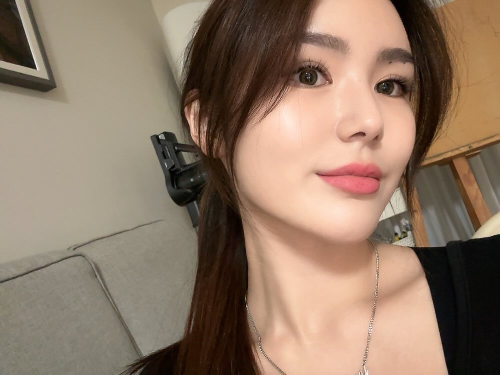 벌써 코코쌤에게만 시술받은지 N년째,, 
#양산속눈썹 잘하는 인증된 곳 제가 소개해드릴게요💕

#양산속눈썹연장 #양산증산속눈썹 #양산볼륨래쉬 #양산Y래쉬 #캣츠아이속눈썹연장 #캣츠아이속눈썹플랫모 #캣츠아이속눈썹 #양산물금속눈썹