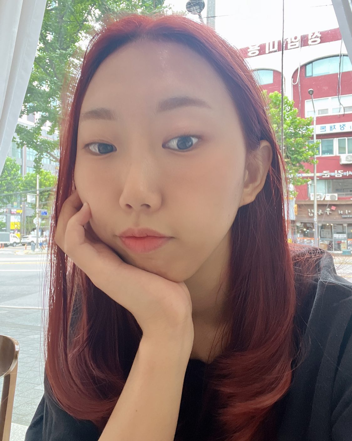 웨딩촬영 앞으로 한달 남아서 염색 해보리기
뿌염하고 염색 푸히히❤️

#이철헤어커커청량리 #레드브라운 
#염색맛집 #탈색맛집 #왕친절 #너무됴아