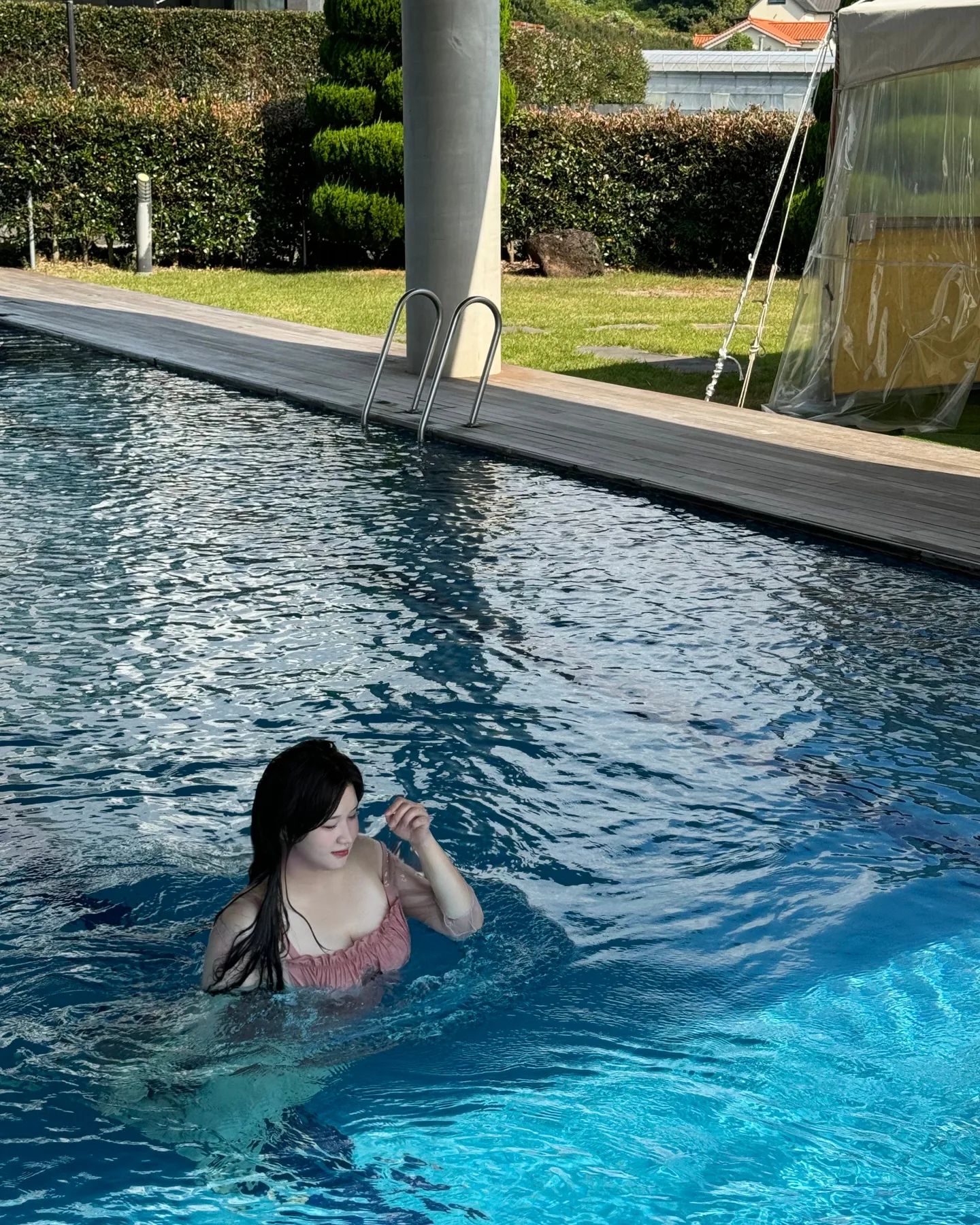 내 사진도 올리기🩵😁☺️

마지막은 찰나의 뽀송함 후 물빠진 생쥐꼴 나 ㅎㅎㅎ
