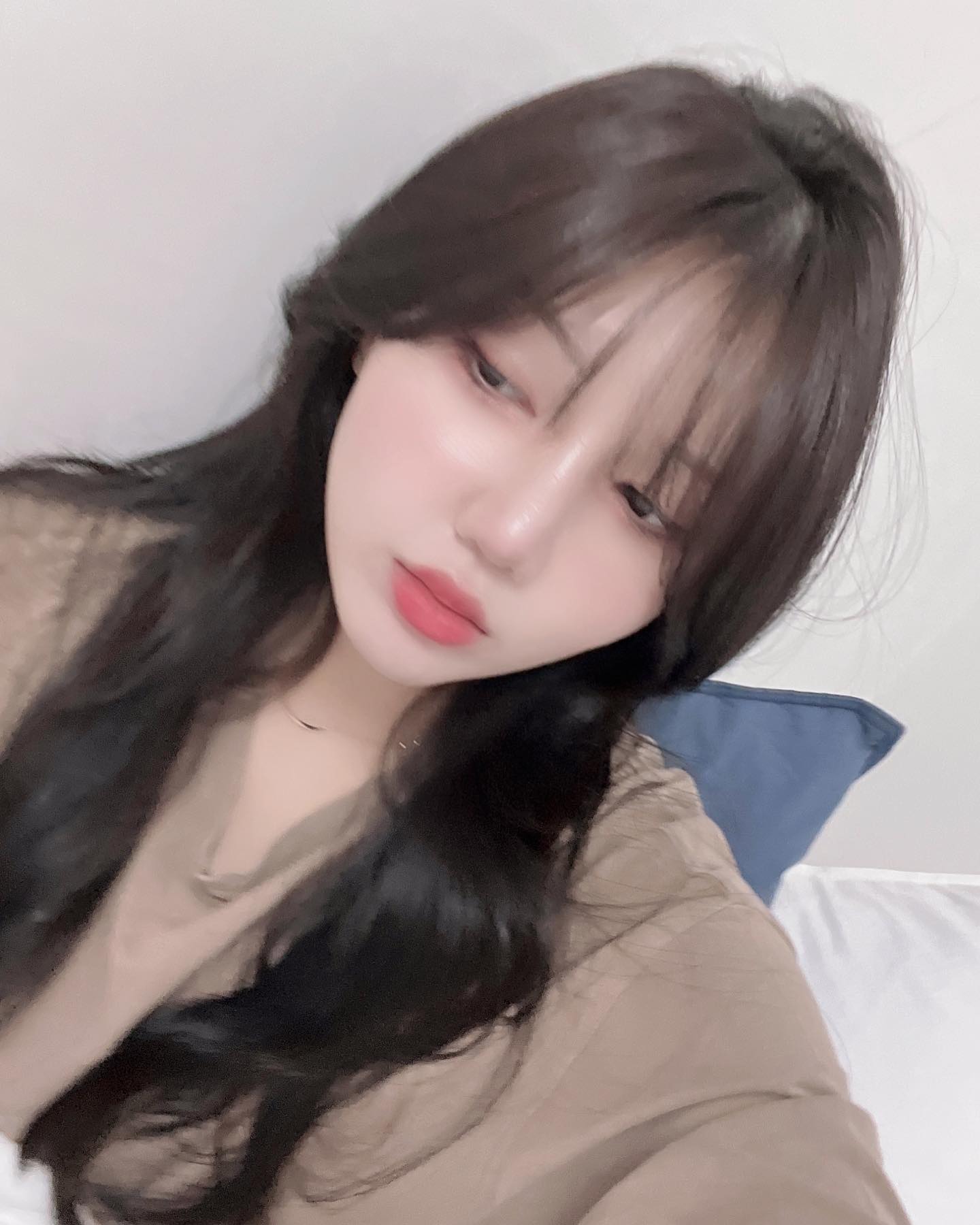 우울할 땐 래서판다가 되어보아요오🐼
.
.
.
.
.
#래서판다#selfie
