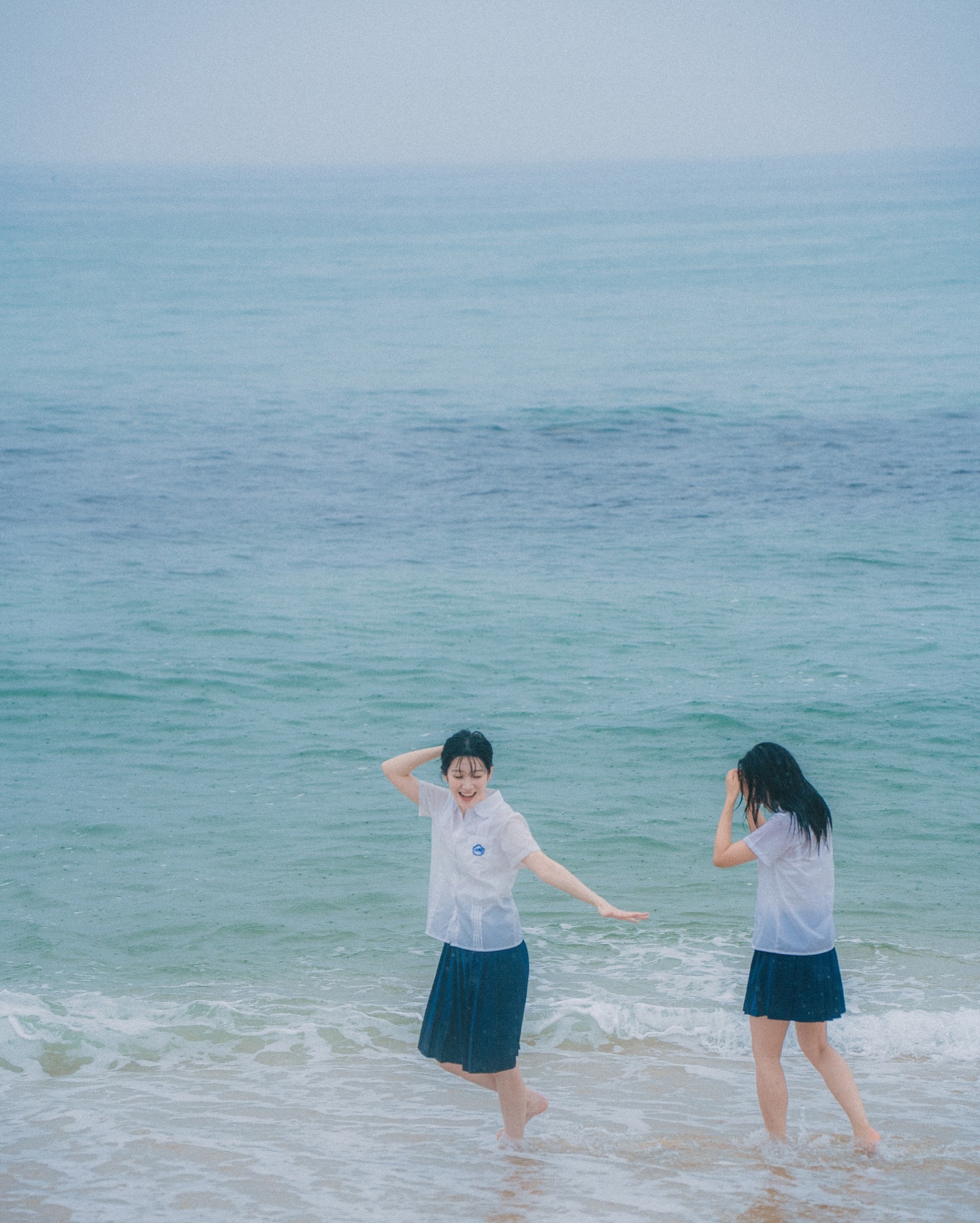 𝟐𝟎𝟐𝟒/𝟎𝟔/𝟐𝟐 ‧̍̊˙· 𓆝.° ｡˚𓆛˚｡ °.𓆞 ·˙‧̍̊

언젠간 드넓은 바다에 도착할 호수에게

🧸: yu.chaerae & _songa_11 
📸: hosu.film