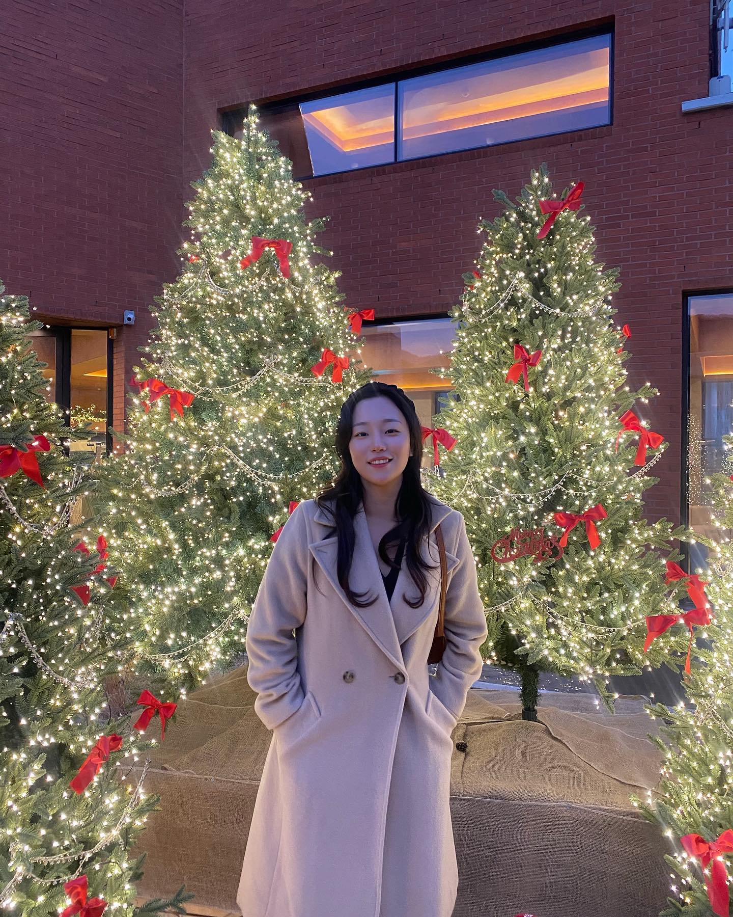 It’s beginning to look a lot like Christmas 🤶🎄🎅🎁 라랄~라라ㄹ라라~ 

#뒤에는 #가사모름 #국룰이지 

#연말#부산#부산트리#크리스마스#크리스마스트리#christmas#christmastree#busan#korea#hny#부산연말
