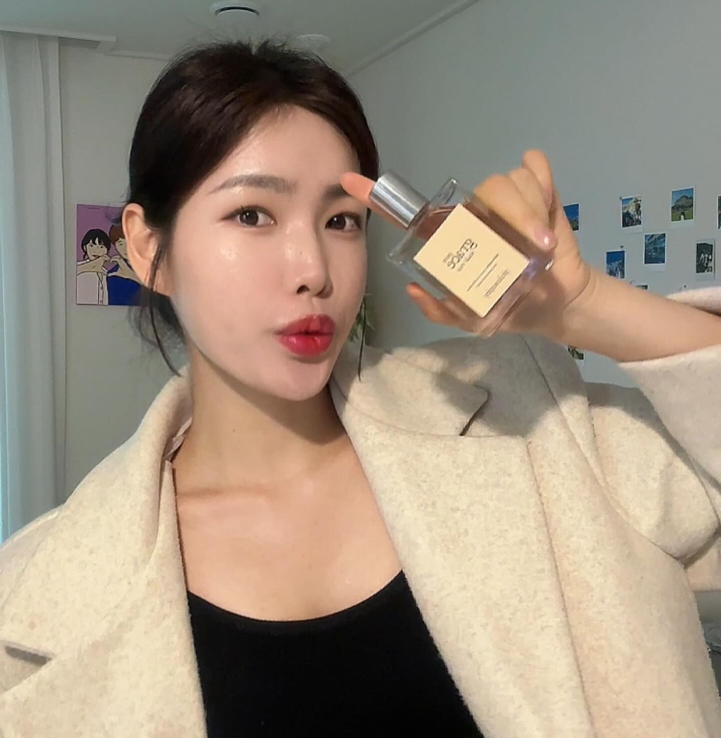 #협찬 
내 최애 향수로 등극한 
필로소피 미국1위 향수 브랜드
은은흔 장미향이 오래 지속되어서 
하루종일 기분을 좋아지게 만들어줘요 

세련된 깊은 향이라 외출할 때 사용하면 
그 하루는 세련된 현대여성이 되는 마법같은 향수에요

#필로소피향수 #향수추천 #올리브영향수추천 #필로소피퓨어그레 이스 #발렌타인데이 #발렌타인데이선물 #여자친구선물 #향수선