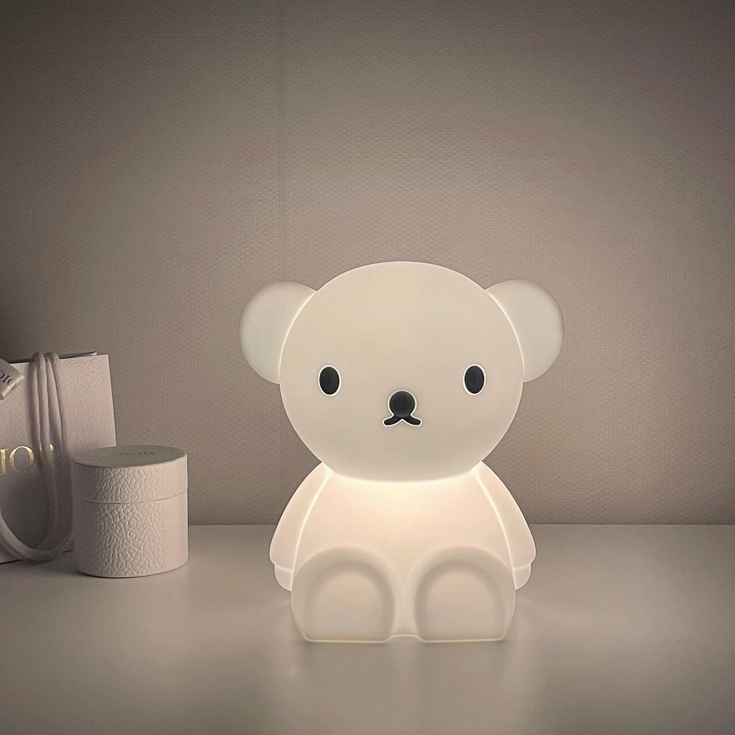 #광고 lifestyle.kr 🐻

네덜란드 브랜드 미스터마리아 무드등은 
자사몰에서만 10% 할인 됩니다 !
집들이 선물이나 방꾸미기로 추천해요💡

#라이프앤스타일