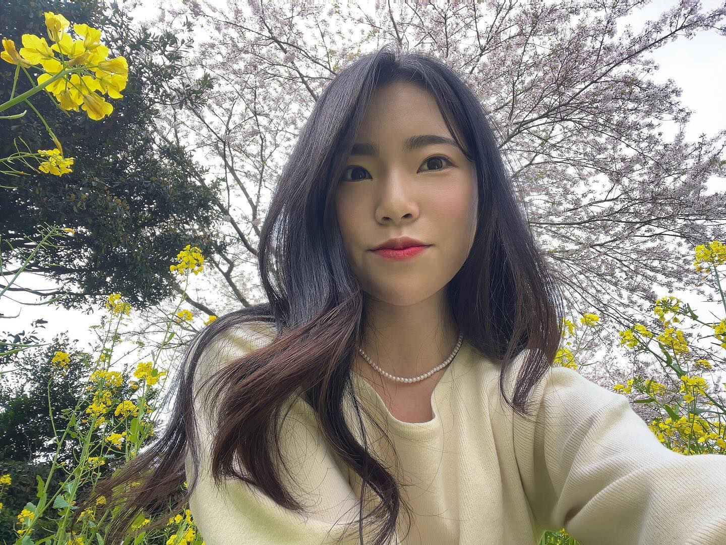 😗