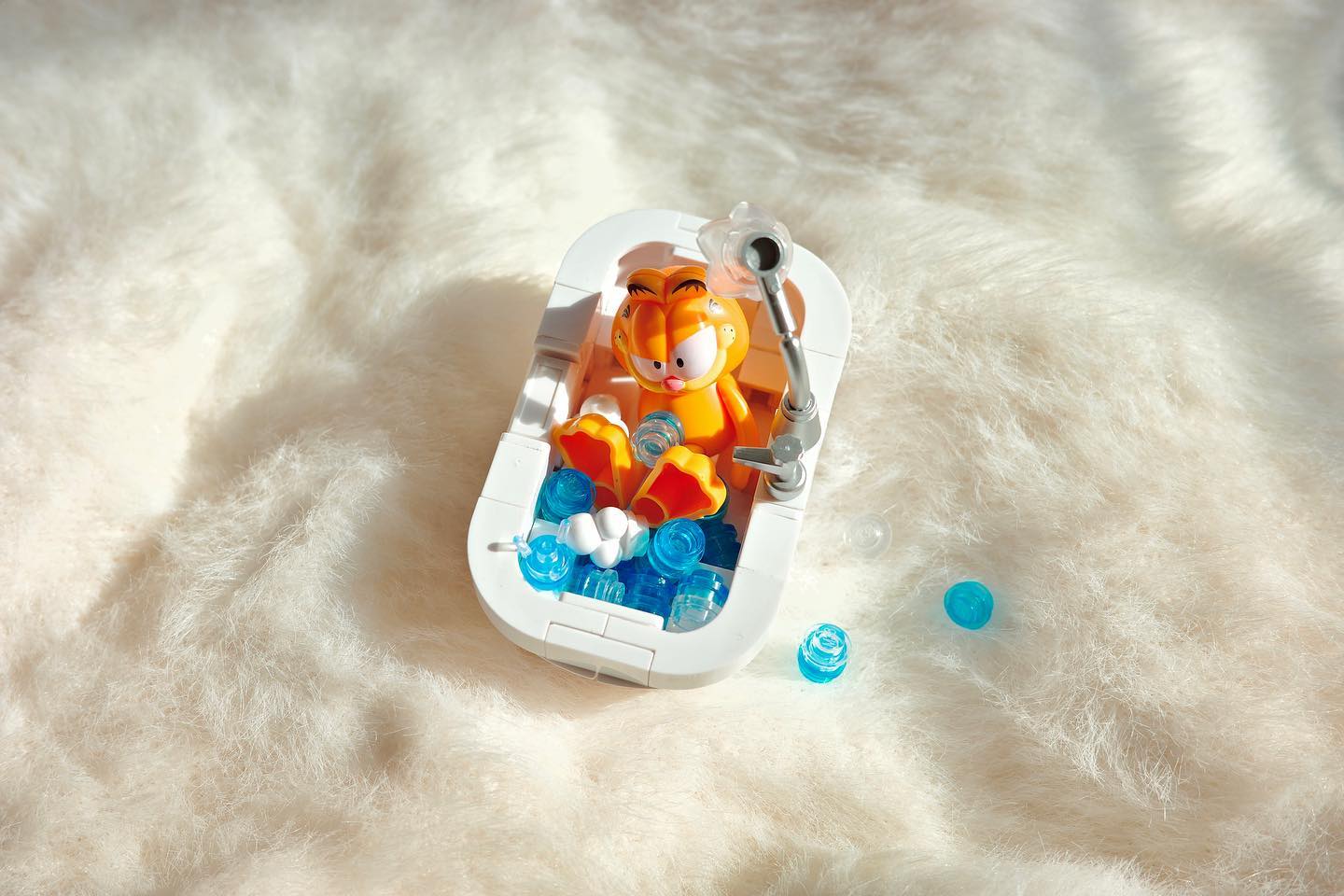 🛀 가필드 팔 부러트린 건 비밀.