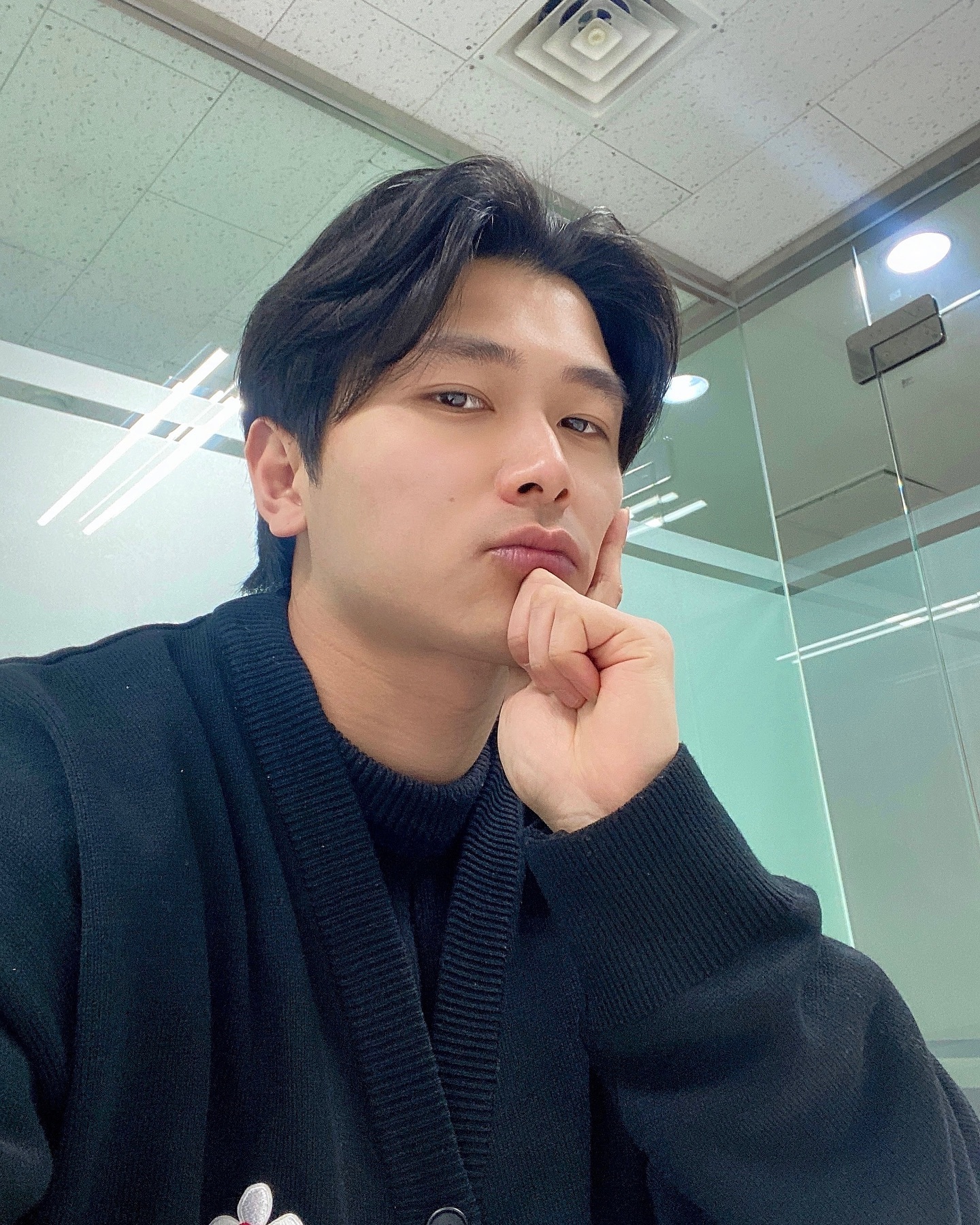 Meeting
#미팅 #피곤 #퇴근좀