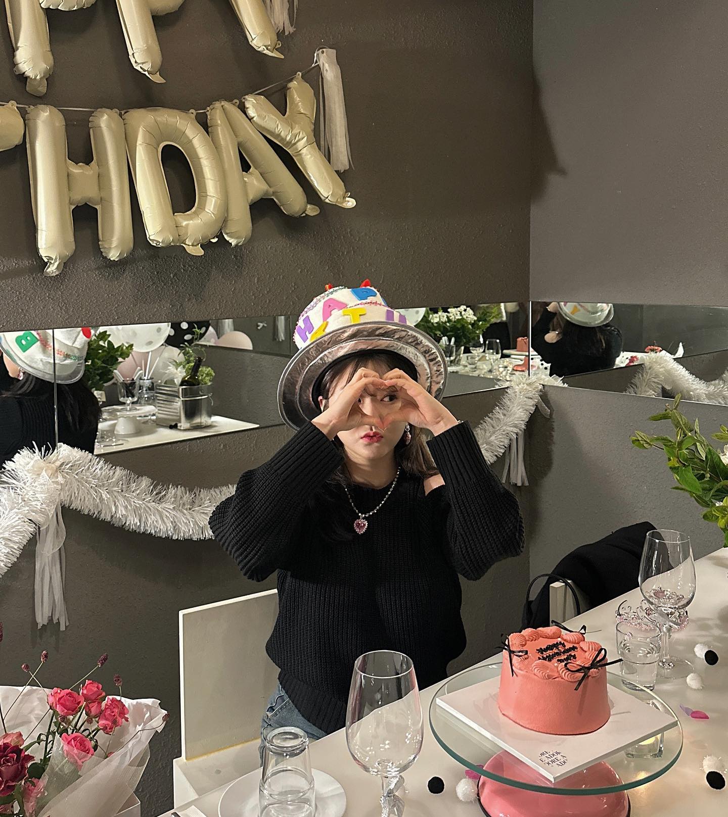 생일 좋네 ~🩷 
일주일 동안 생일 해도 대~나?