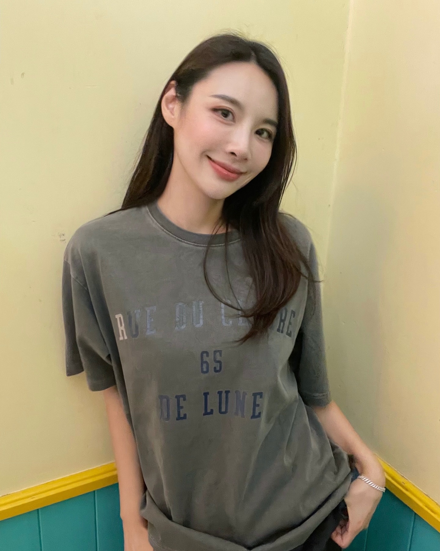 엘엠알의 편안하게 입을 수 있는 데일리룩 티샤츠🖤

엘엠알 공식 홈페이지에서 진행중인 LMR SUMMER FESTIVAL에서 여름 아이템을 만나보세요! (~7/28)😍😍

lmr__official,#LMR #엘엠알 #LMR_SUMMERFESTIVAL #반팔티 #반팔티코디 #반팔티추천 #여름코디