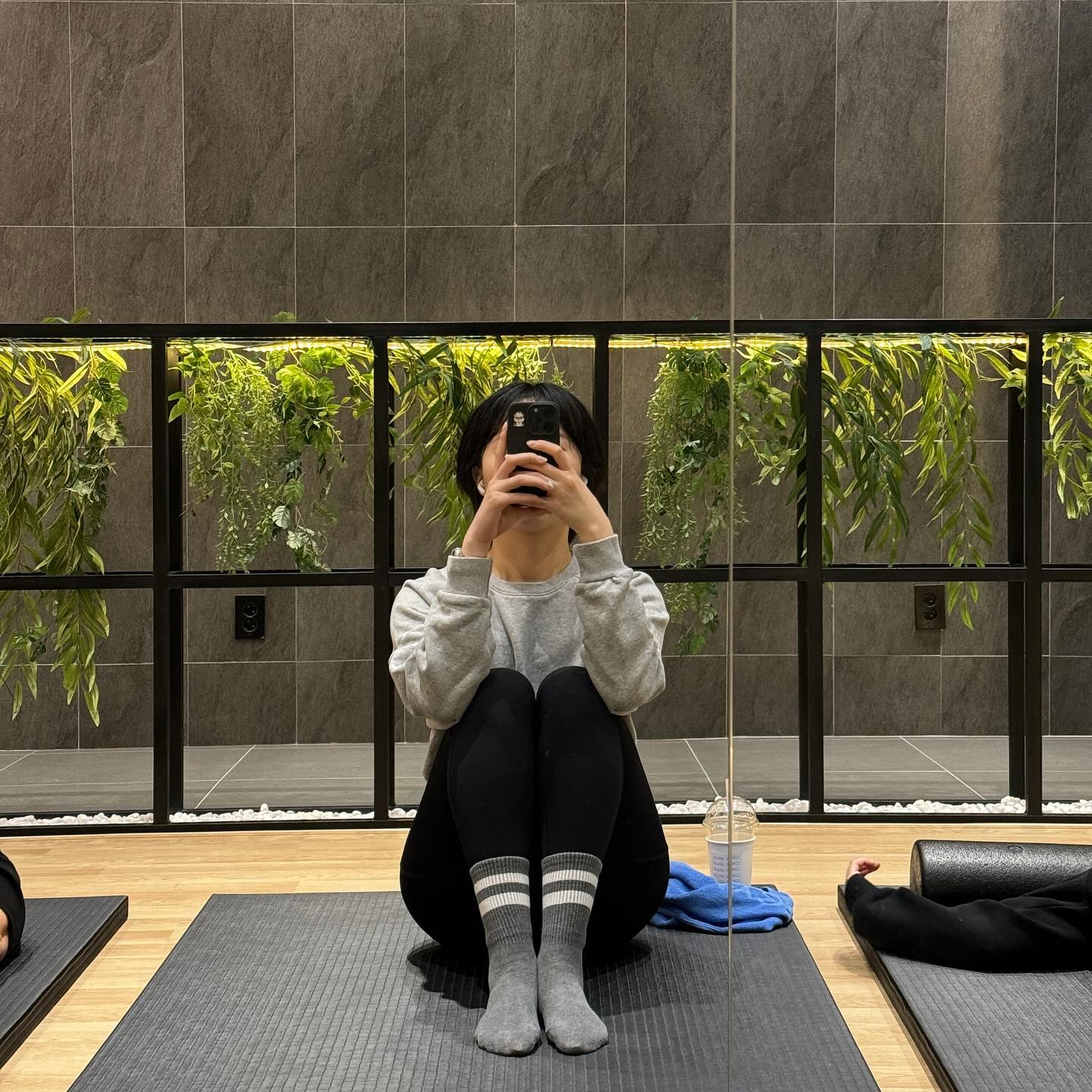 헬스장을 가긴 가는데 뭔가 운동은 하나도 안되는 느낌🤔