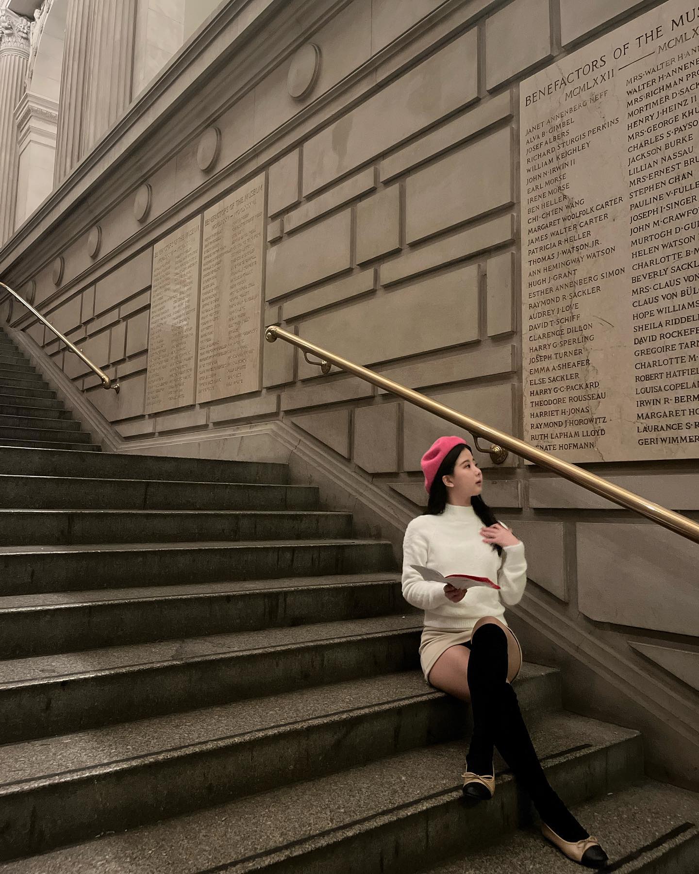미리 메리 크리스마스🎁

#pink #pinkchristmas #metropolitanmuseumofart #art #newyork #holidays #happyholidays #holidayoutfit #outfitinspiration #outfitoftheday #오늘뭐입지 #패션피플 #패션 #좋반 #좋아요반사 #크리스마스케이크 #케이크맛집