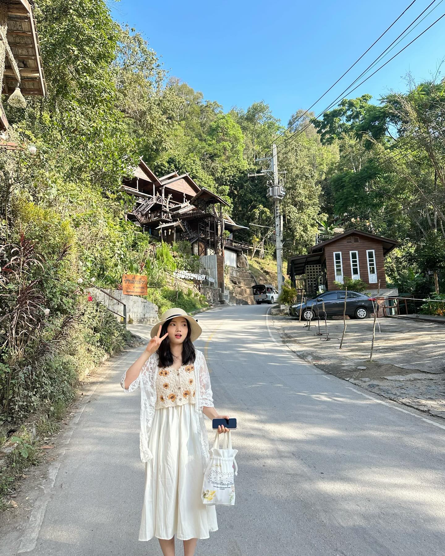 📍น้ำตกแม่กำปอง 

어? 누가봐도 치앙마이 놀러온 한국인

#Thailand #chiangmai