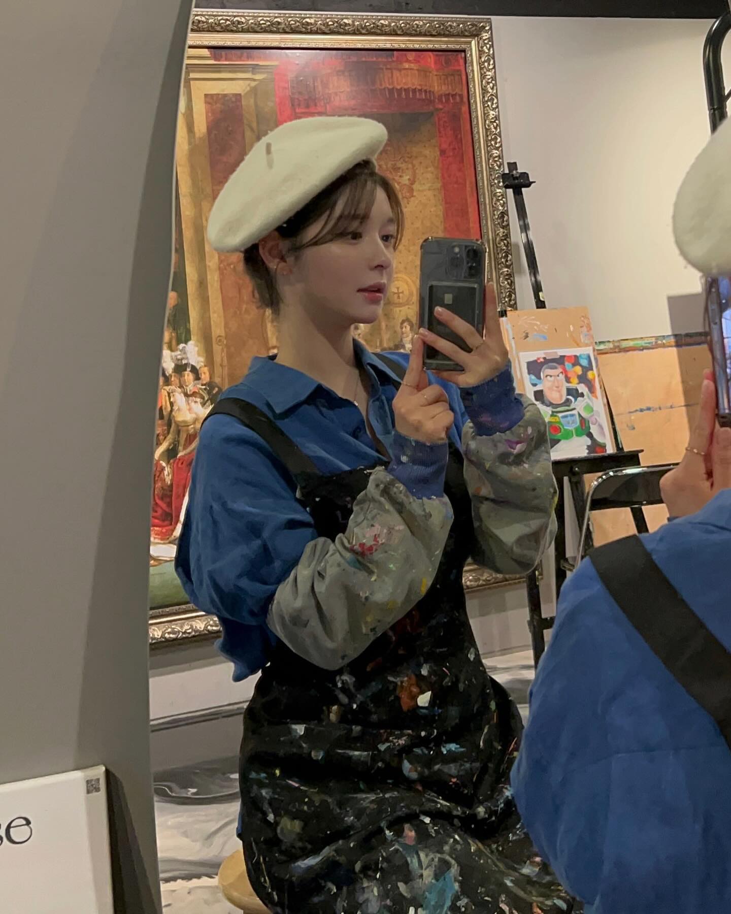 🎨👩🏻‍🎨