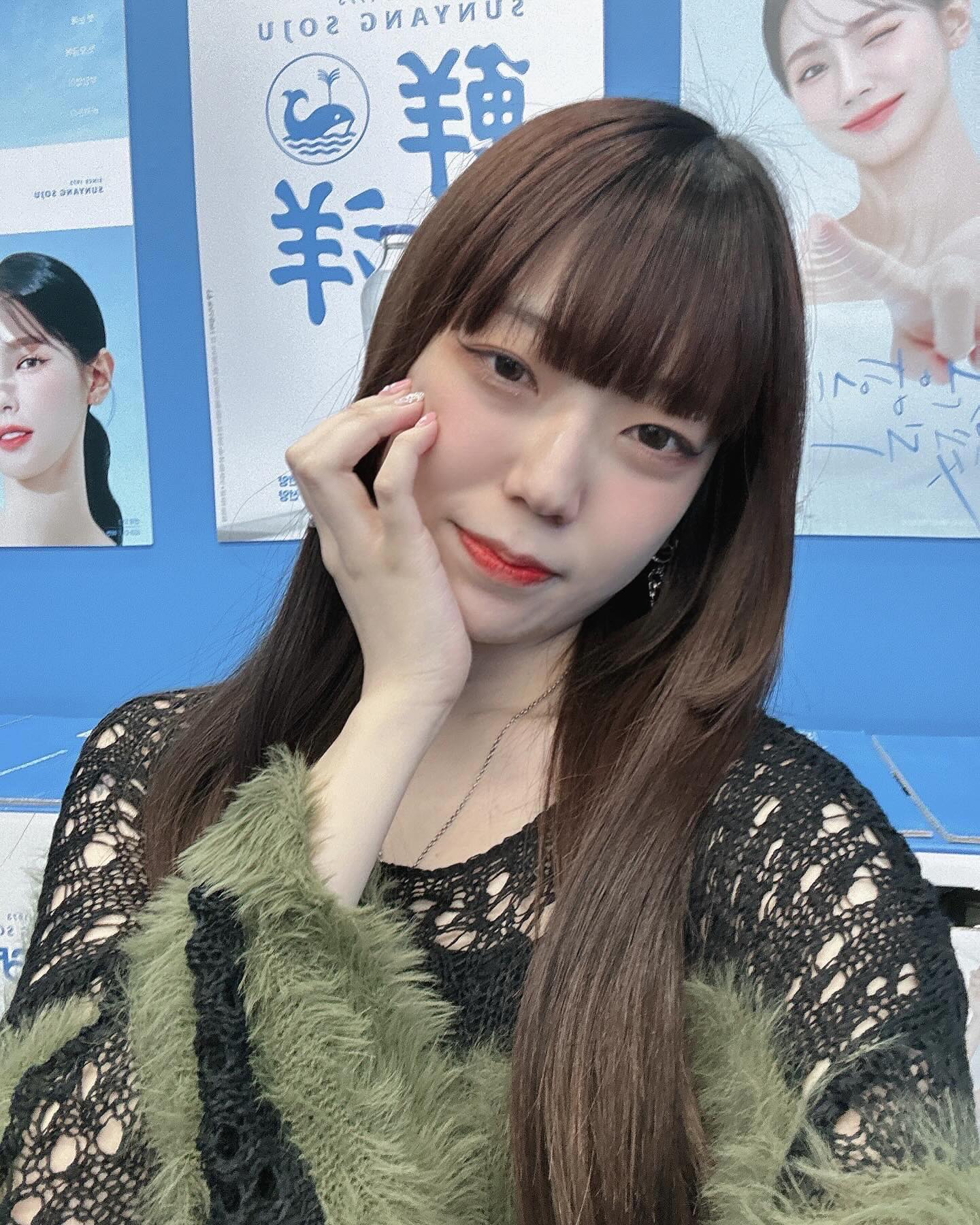 ⠀
내 퍼스널컬러는 술톤이양 ↜(⃔っ •̤ ༝ •̤ c)⃕
