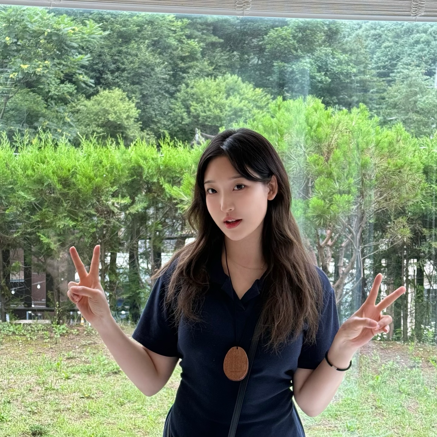 좀 띠꺼워보이는 Vv