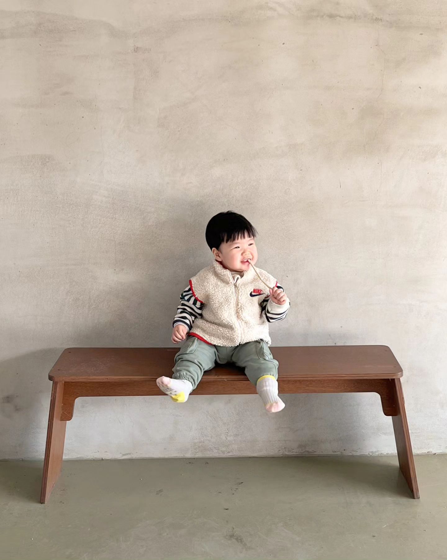 #오늘사진아님주의
요즘 전국구 출장에 이사준비에 진짜 눈깜짝하니 2월말 ,
심지어 오늘 조하듄 어린이집 첫 행사인 오티였는데 출장으로 가지도 못함 쀼앵😭😭😭😭😭😭😭

어서 할일없이 나들이다니는 주말이 왔으면 〰️〰️〰️🤍

#웨건뜯어보고싶어죽겠음