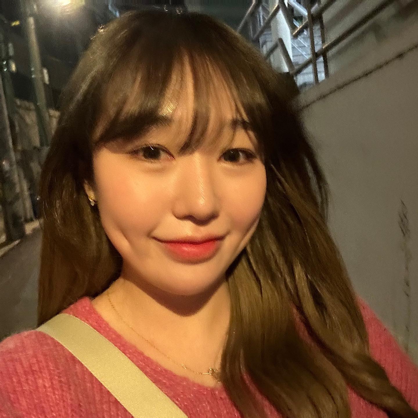긴머리로 변신💖

#맞팔 #좋아요반사 #좋아요 #소통 #소통해요 #소통스타 #선팔 #선팔환영 #소통 #소통스타그램 #팔로우 #맞팔해요 #친스타그램 #인친 #인친스타그램 #팔로미 #맞팔환영 #맞팔선팔 #맞팔해용 #팔로우미 #팔로우환영 #팔로우그램 #셀카 #셀피 #셀카그램 #셀피 #붙임머리 #붙임머리잘하는곳 #붙임머리모델 #긴머리
