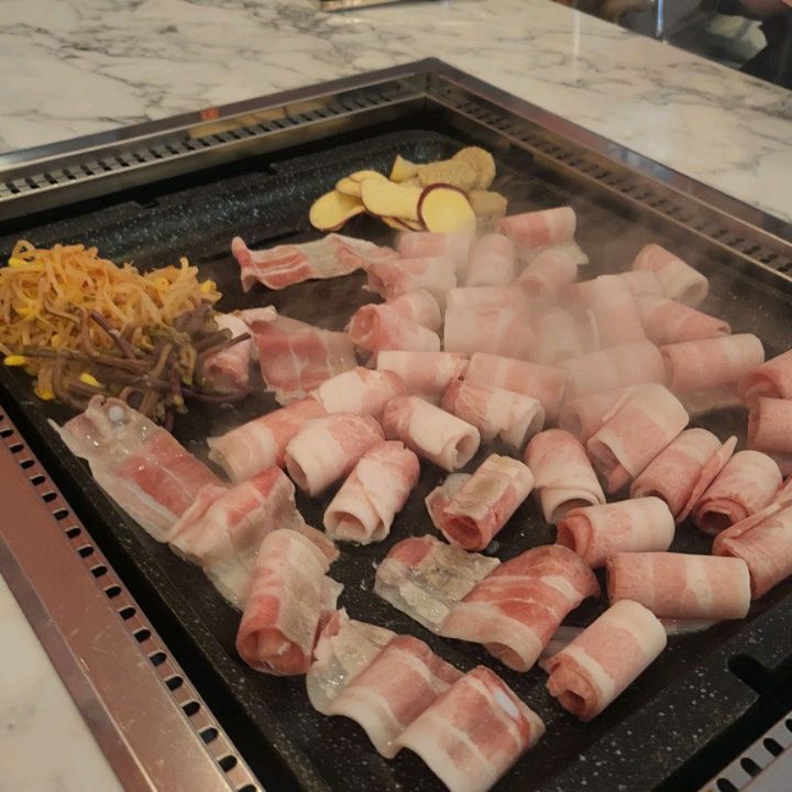 24시간 비하동 맛집- 유림대패
싱싱한 쌈채소, 고기 배터지게 먹고와서 기분조음^^
단체회식_OK 프라이빗룸_OK 놀이방_OK 가성비_OK 소주최저가_OK 3800

#협찬 #리뷰노트 #유림대패 #24시간영업 #비하동맛집 #비하동24시맛집 #비하동대패삼겹 #비하동쌈밥 #청주대패삼겹살 #청주쌈밥 #청주24시식당 #청주24시삼겹살