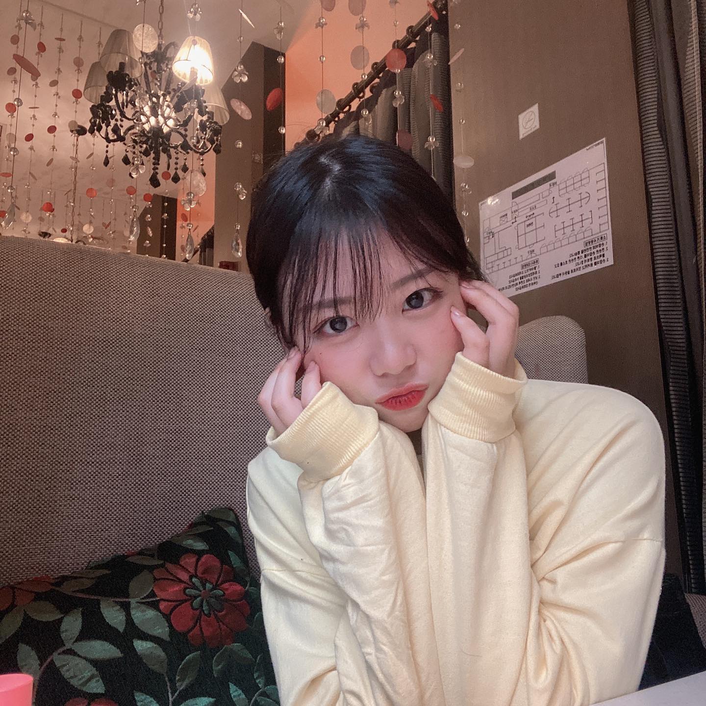 20살때.. 스노우 ai 오류먹길래 다른 어플 사용해봤는디 망했..