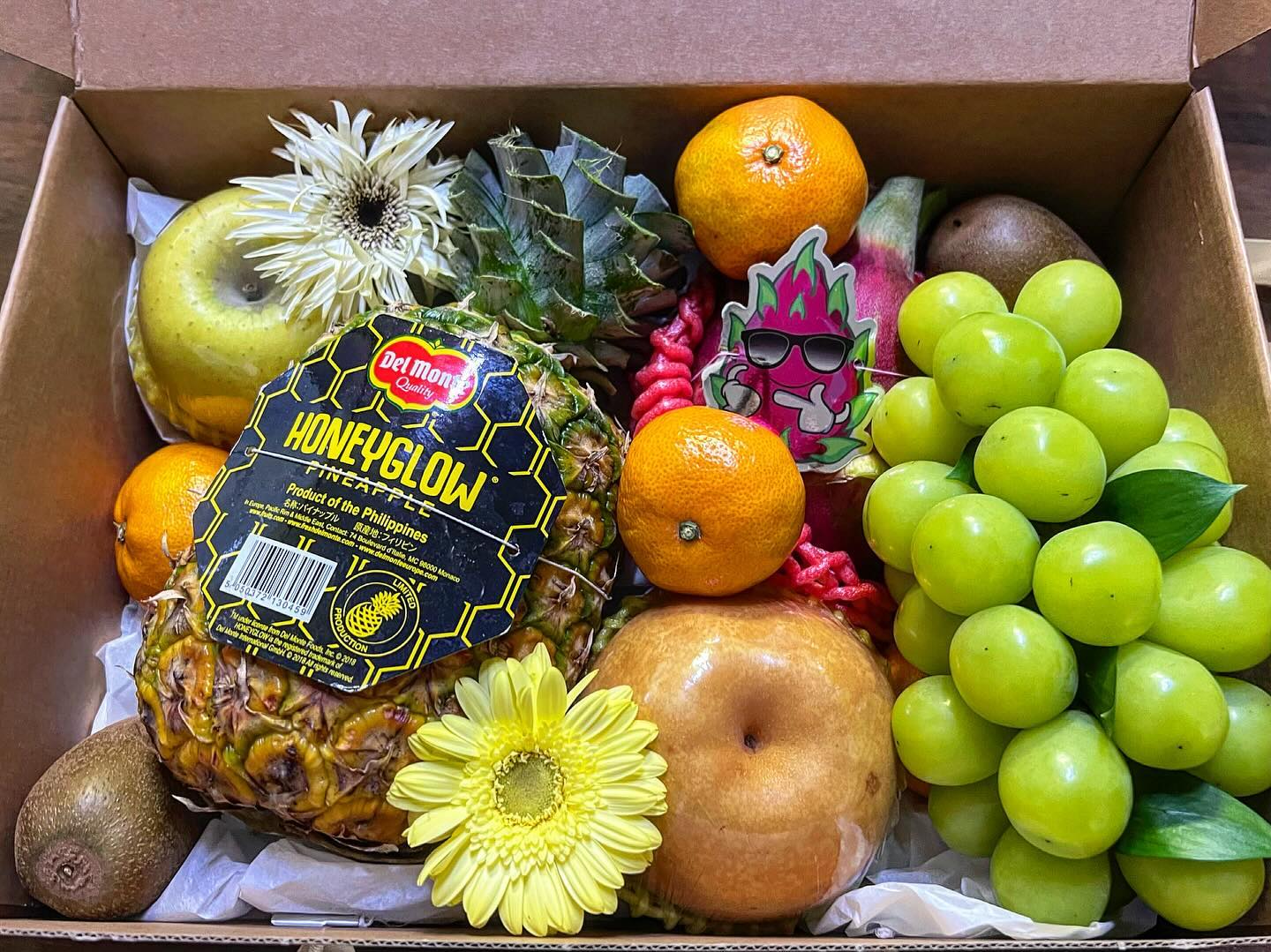 강동구 과일맛집 달더라에 다녀왔어요!!

시댁 인사드리러 갈때 사갔던 과일박스에요🍉
과일가게 이름이 “달더라” 인것처럼
과일이 진짜 달고, 프리미엄 과일이에요🍎🍏

파인애플은 제가 여태까지 먹어본 것중에
제일 맛있었어요👍

상견례 , 병문안 , 출산선물 등 과일 선물 하실 때 이용해보세요🍓

#달더라 #달더라과일가게 #달더라과일 #명일동과일 #명일동과일가게 #고덕동과일 #상일동과일 #강동구과일
