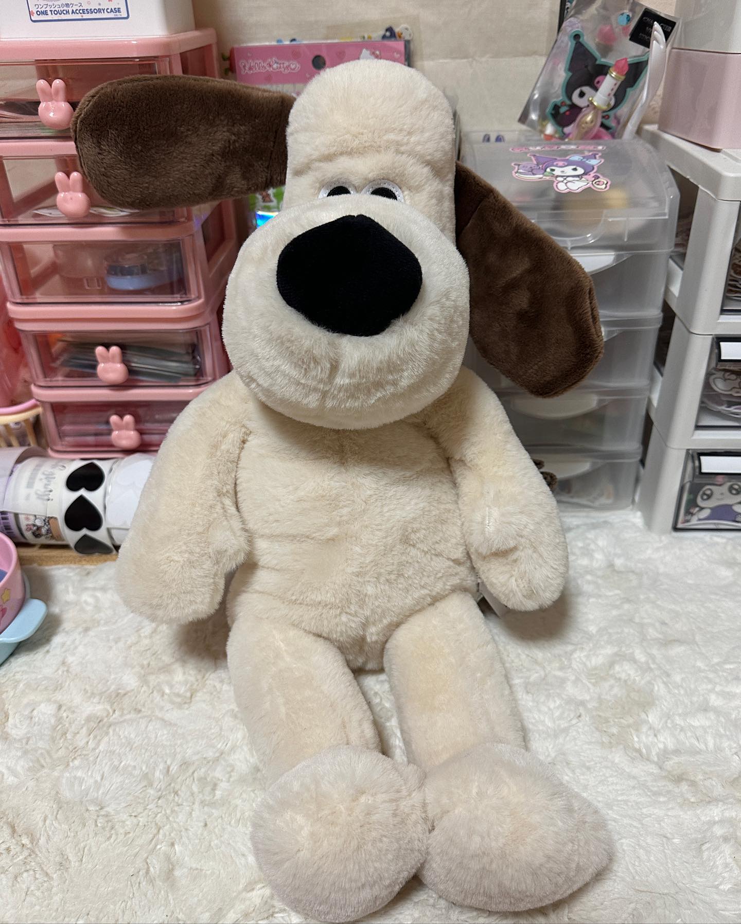 귀여운 그로밋 백팩 인형
품절입니둥 >___<
커비보다 인기가 많아 의아하면서도
그로밋의 귀여움을 알아주셔서 감사해오 🤎