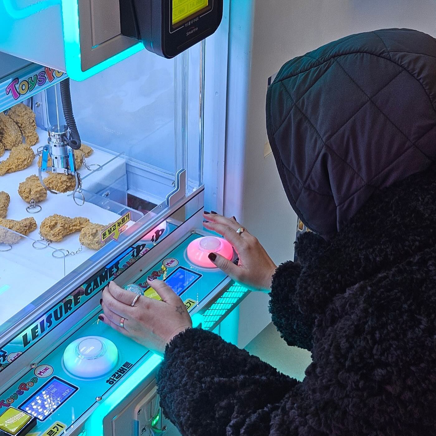 _
뽑기에 진심인편 🤭